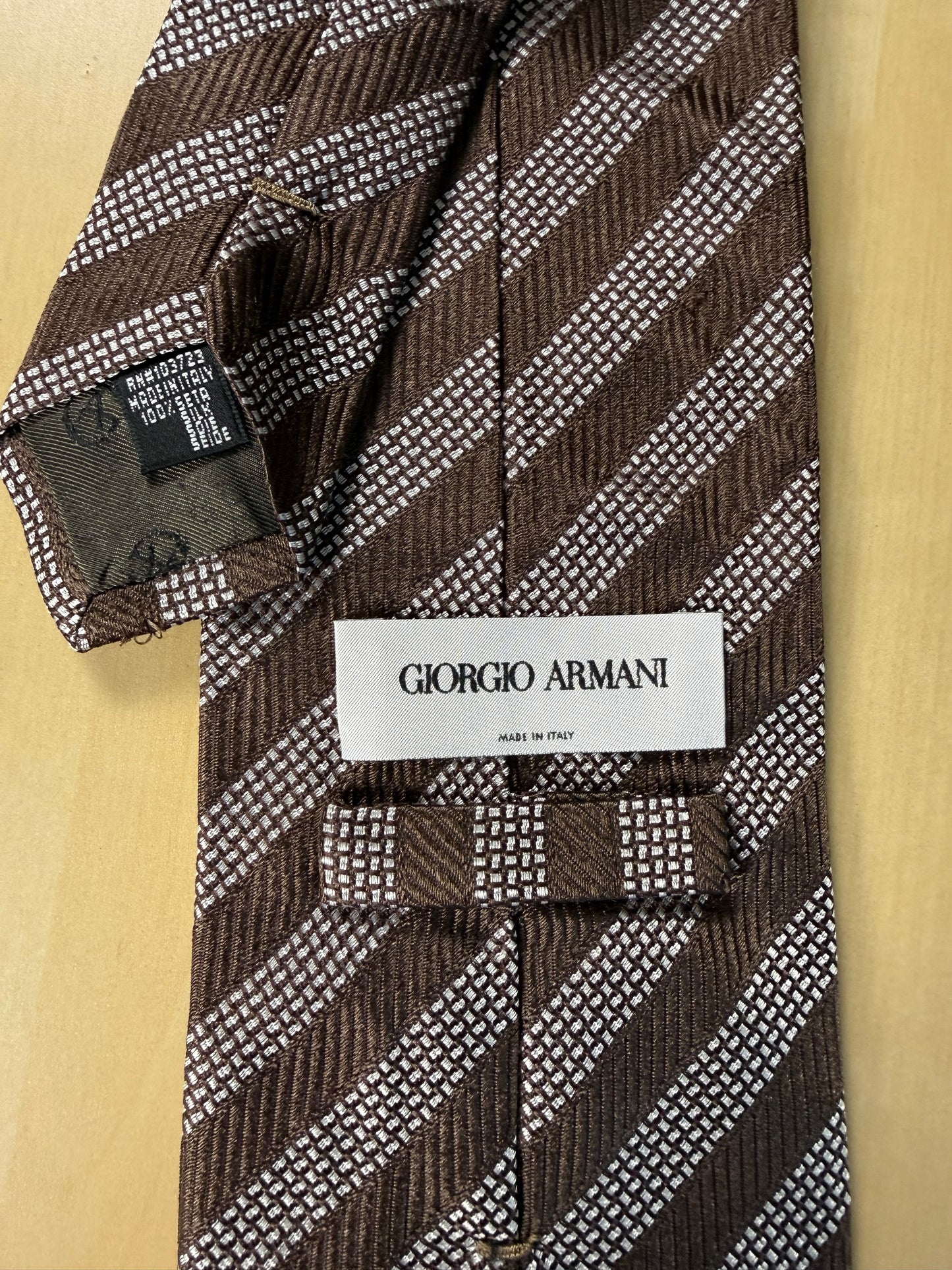 Cravatta Giorgio Armani regimental marrone e argento