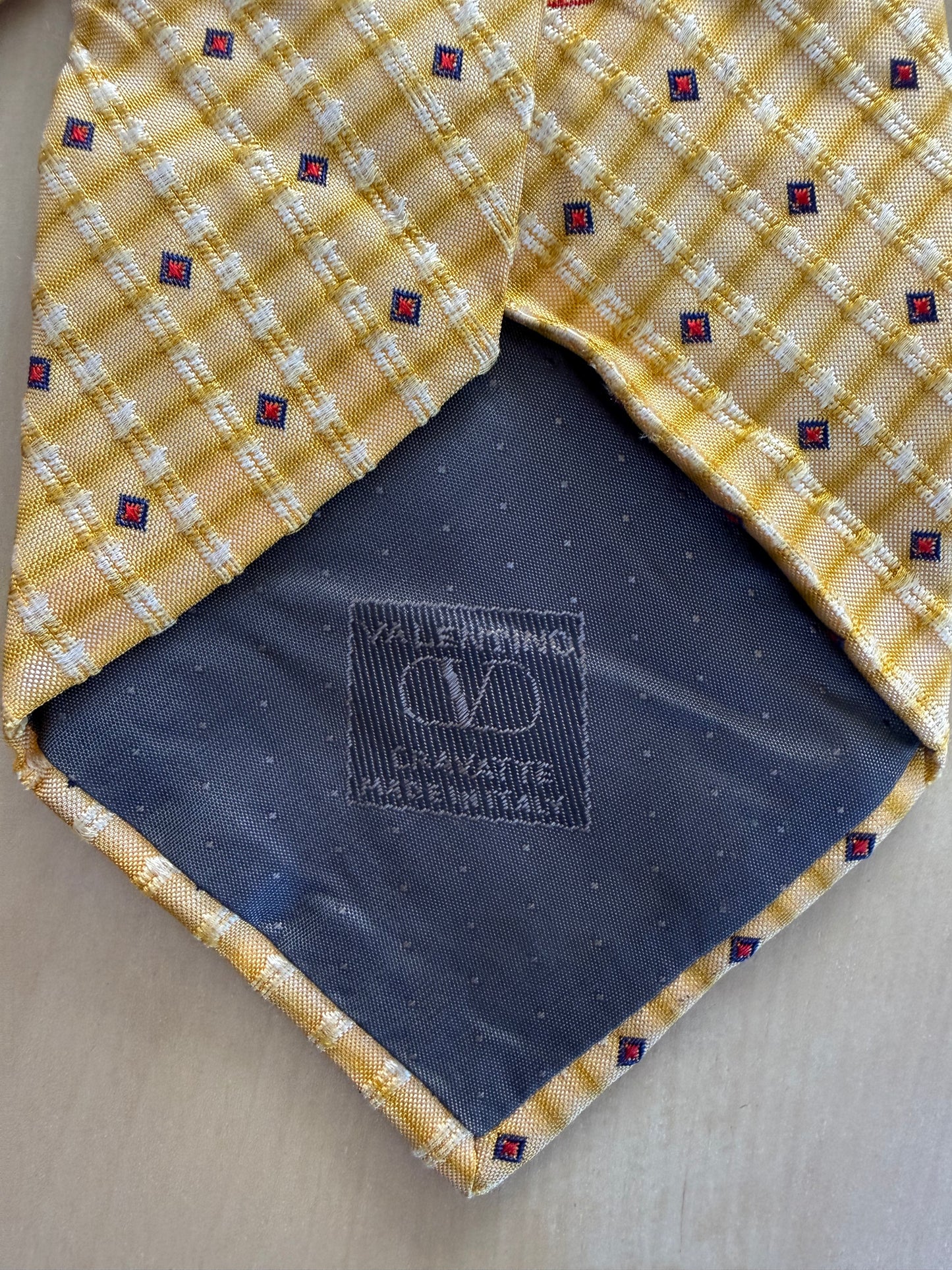 Cravatta Valentino giallo seersucker