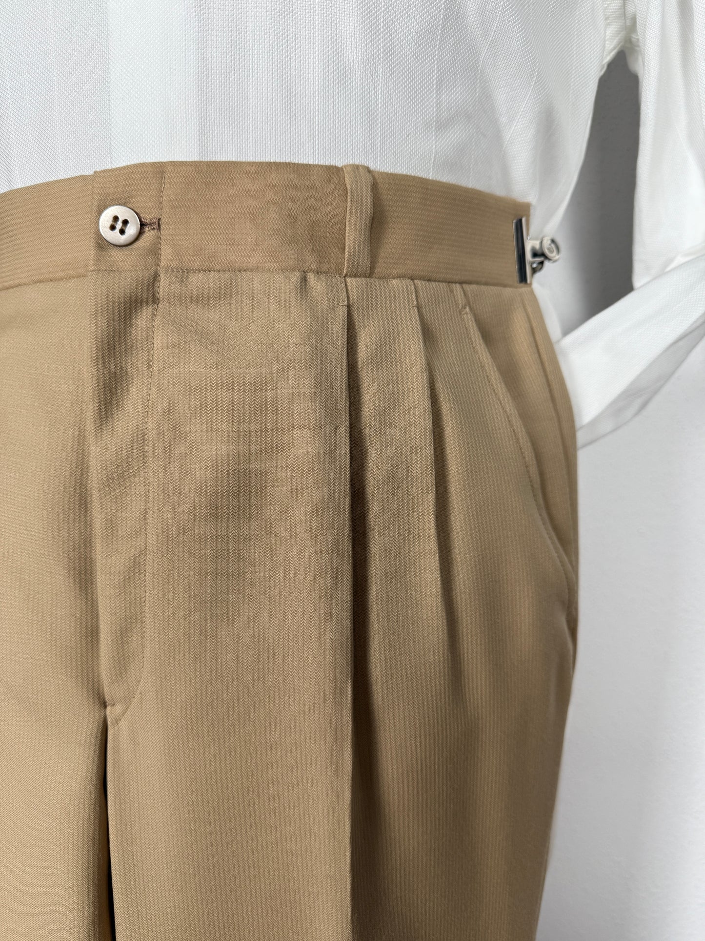 Pantalone sartoriale anni ‘70 in lana pettinata beige (nuovo) - tg. 44