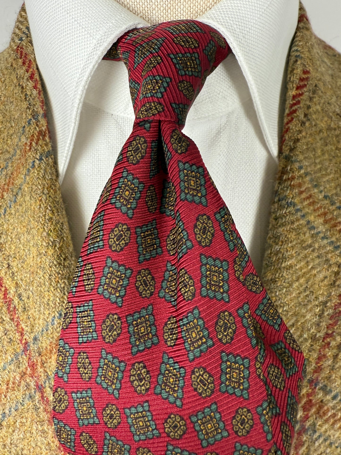 Cravatta Balenciaga in seta cannettata rosso fantasia