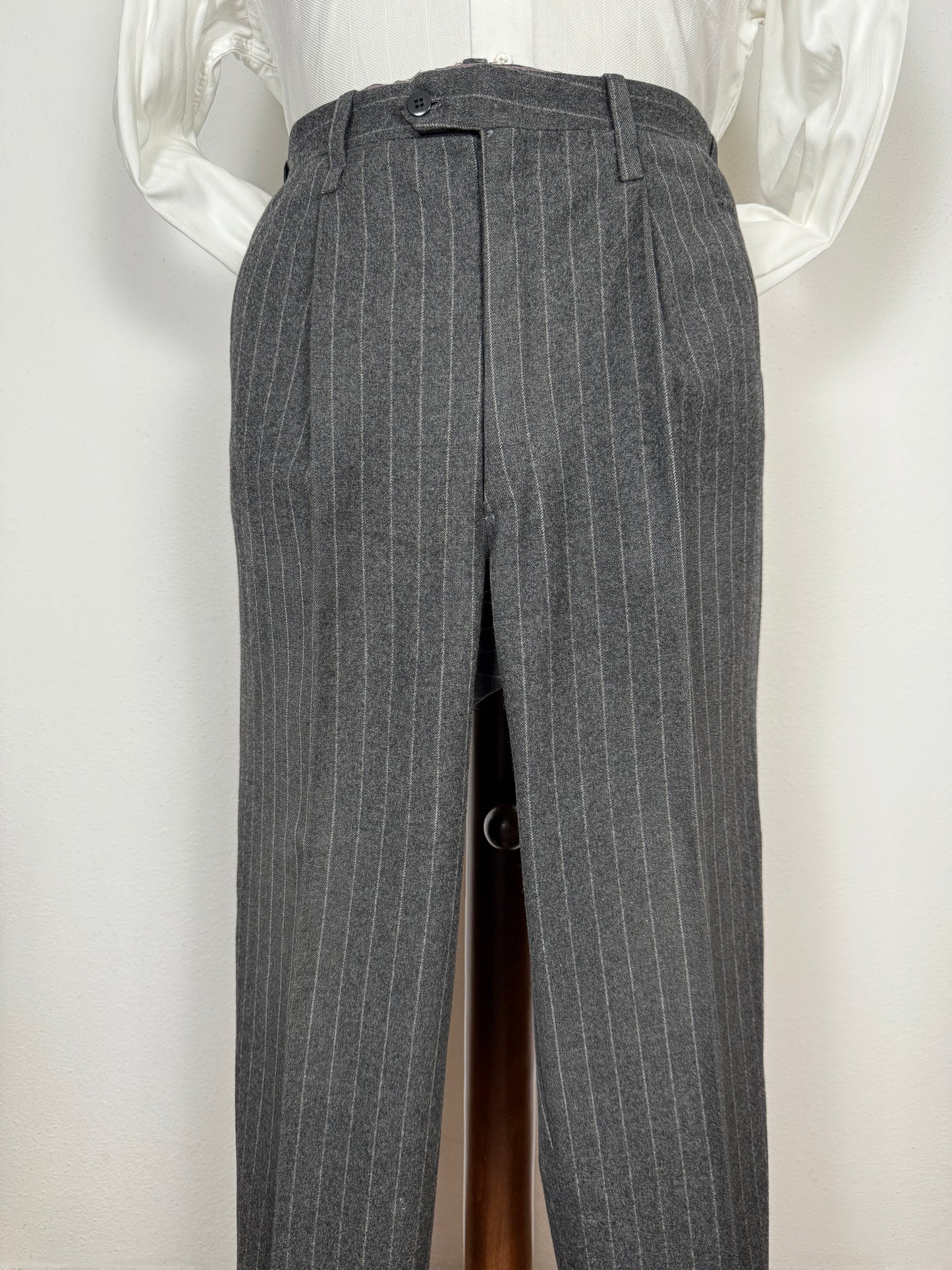 Completo doppiopetto sartoriale anni ‘70 in flanella grigio gessato - tg. 50/52 drop basso