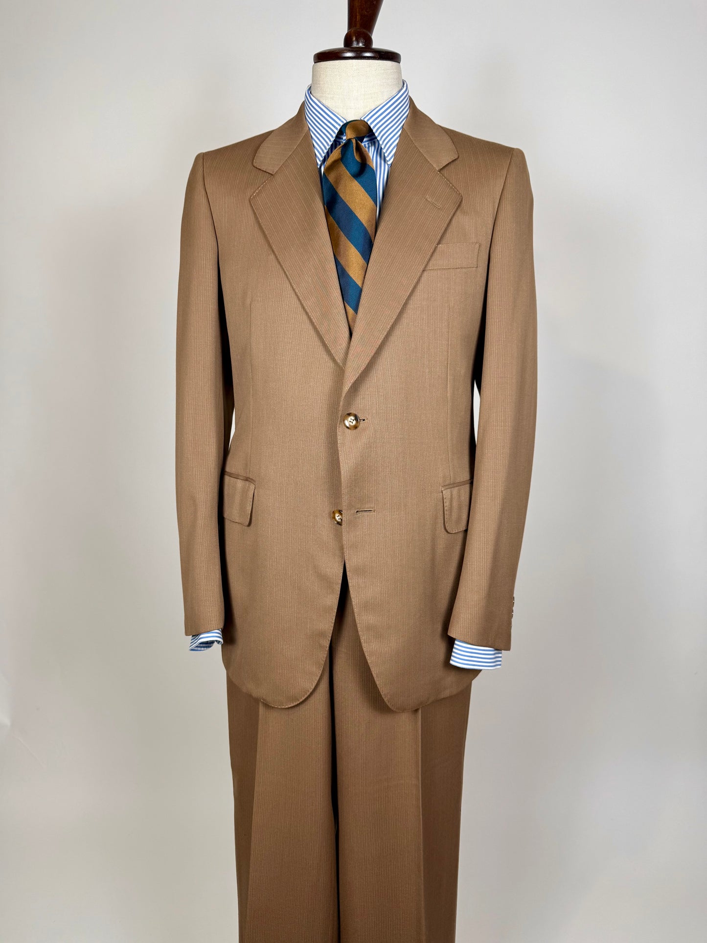 Completo Corneliani anni ‘70 lana pettinata marrone - tg. 48