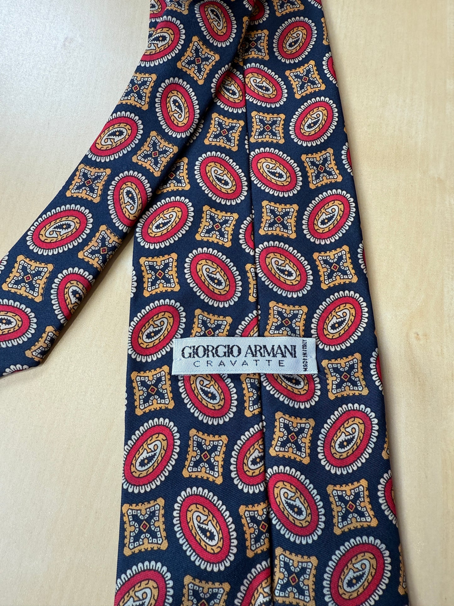 Cravatta Armani fantasia medaglioni