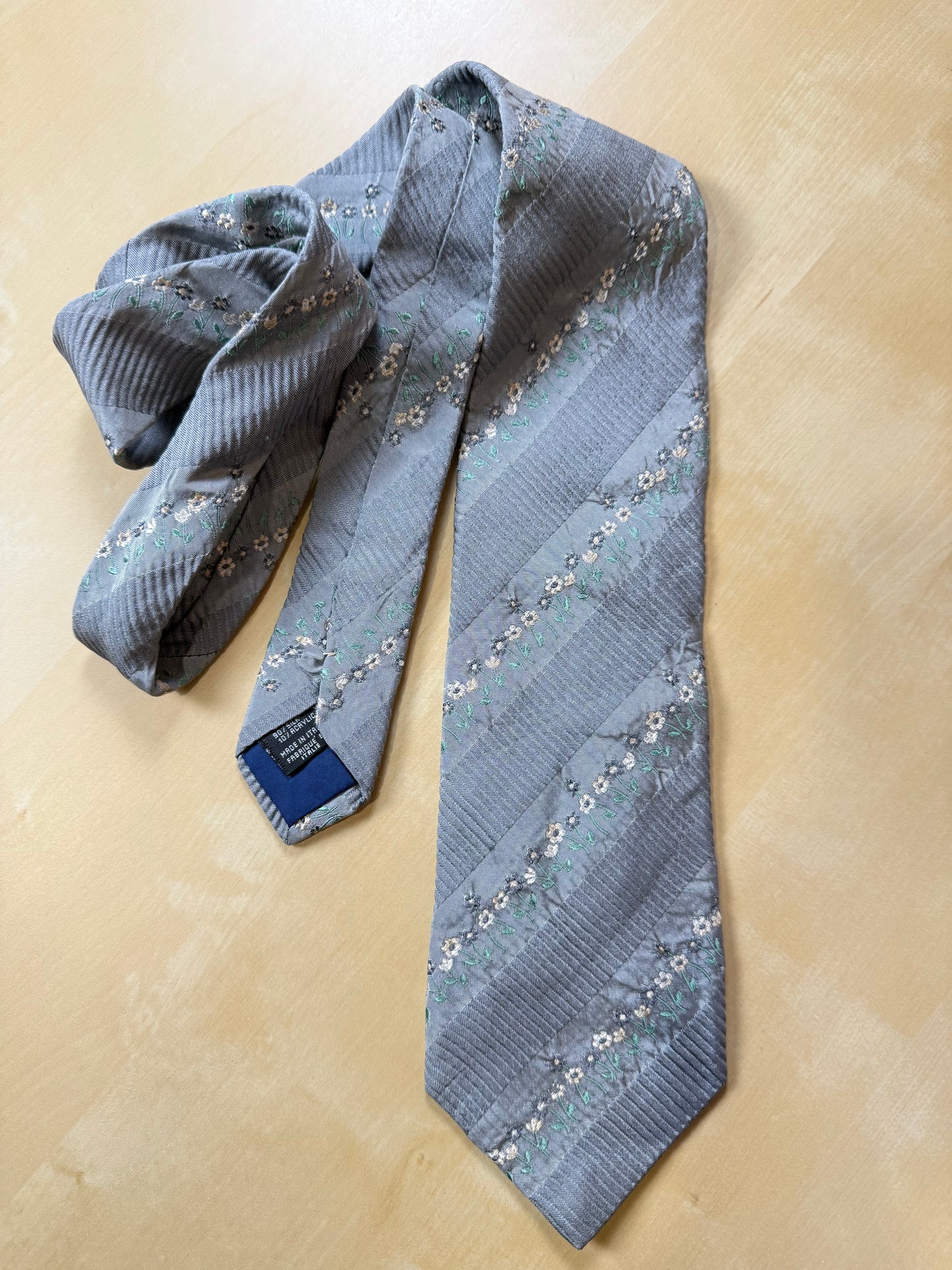 Cravatta Kenzo grigia ricamo floreale