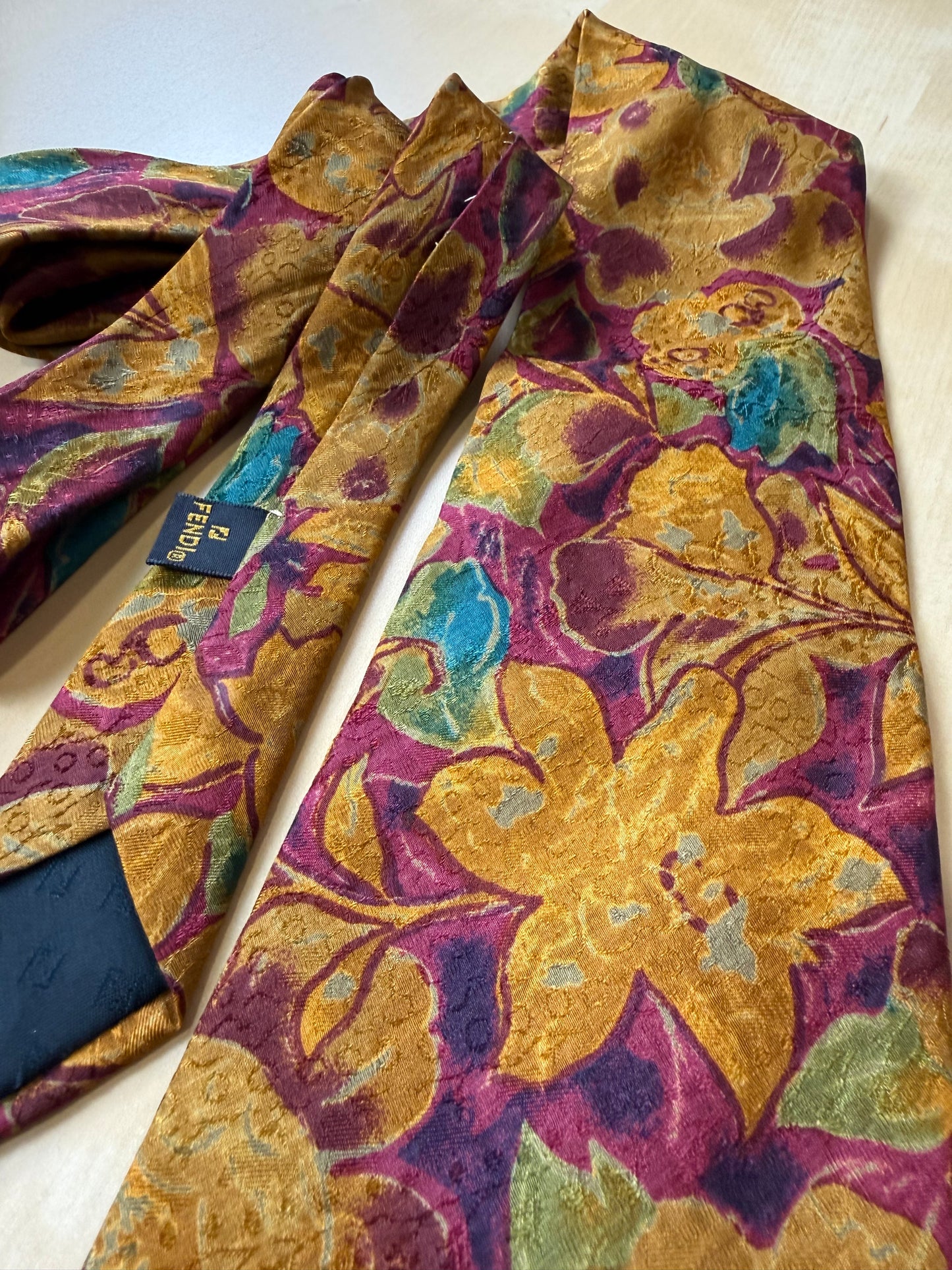 Cravatta Fendi vintage floreale jacquard