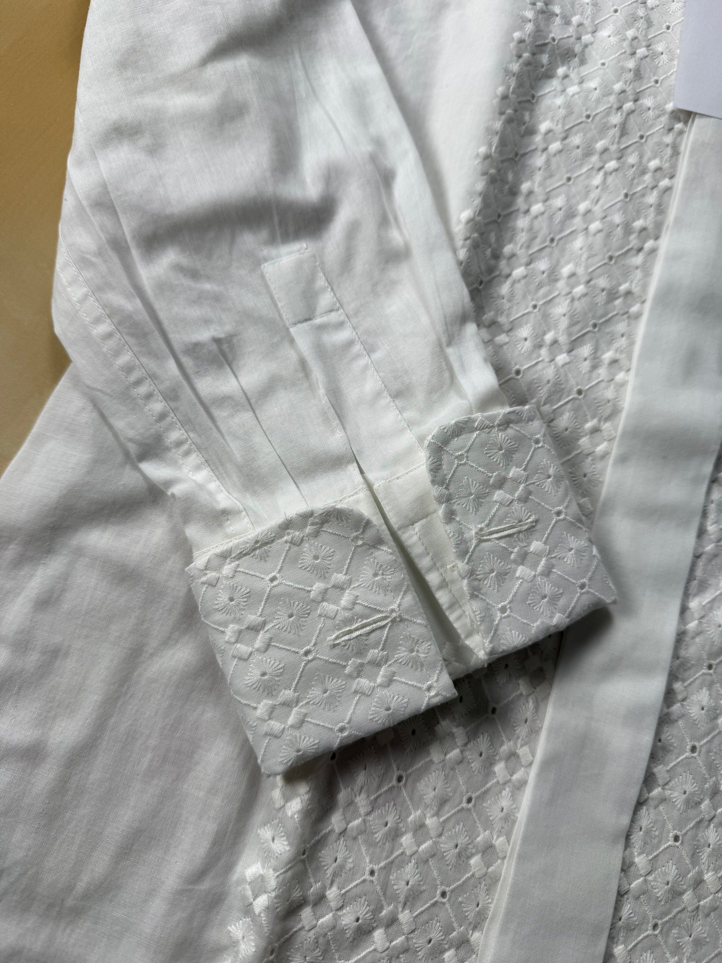 Camicia da sera anni ‘70 con ricamo - XXS, collo 38