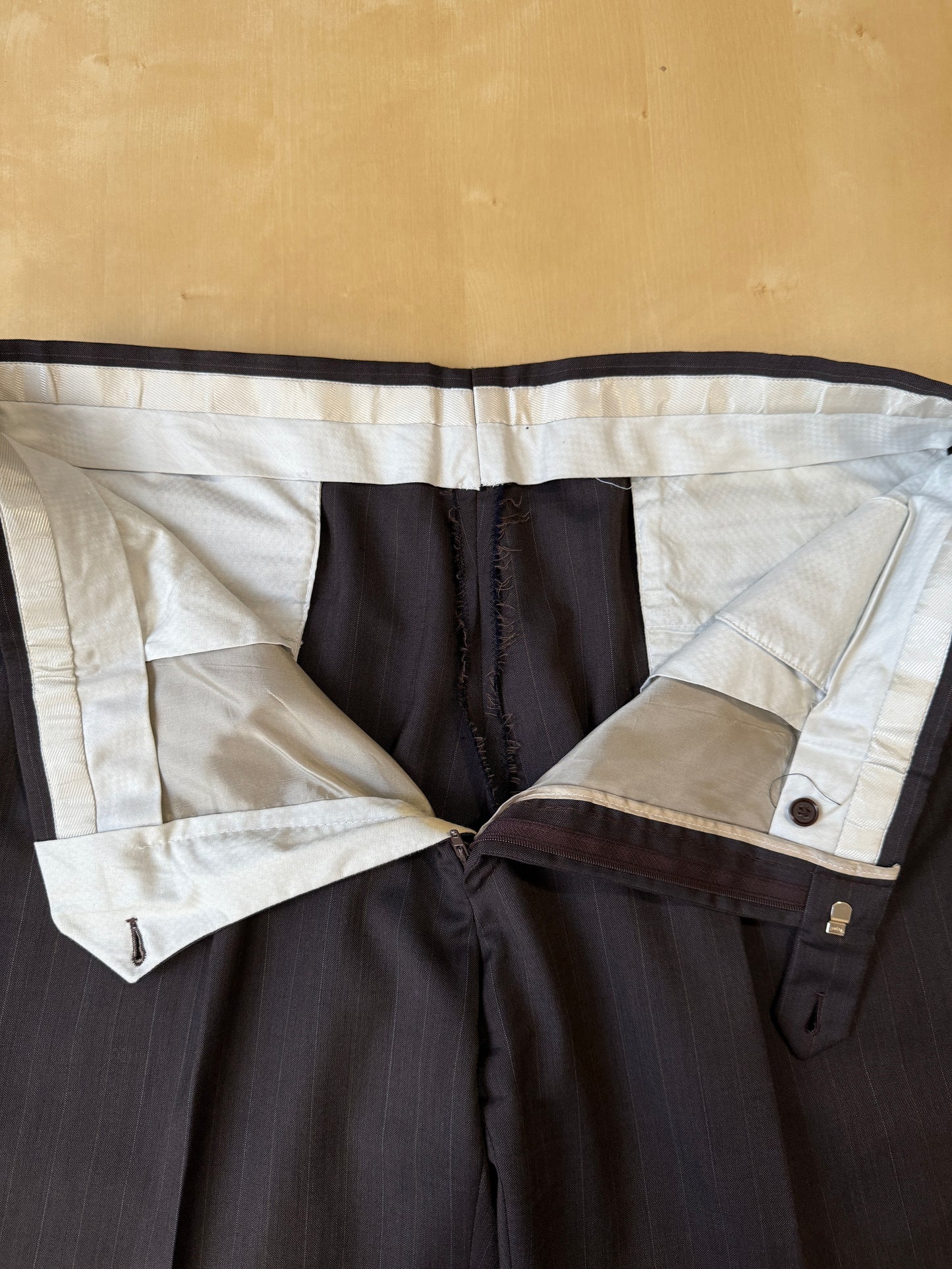 Completo Belvest anni '80 marrone gessato - tg. 56/58