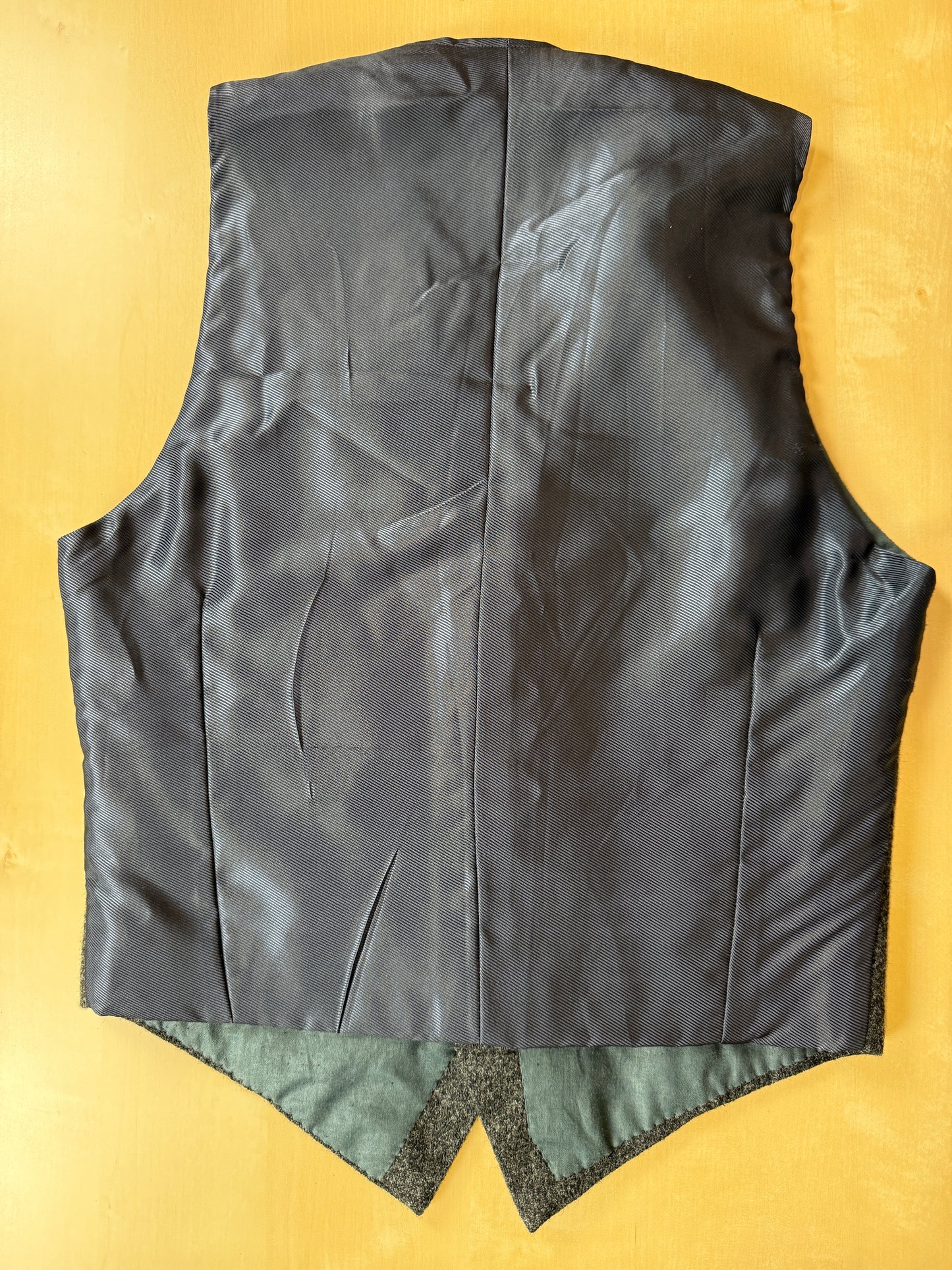 Panciotto sartoriale in tweed grigio antracite