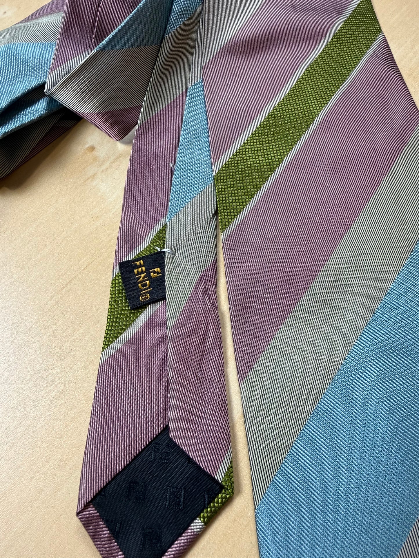 Cravatta Fendi regimental vintage azzurro verde grigio