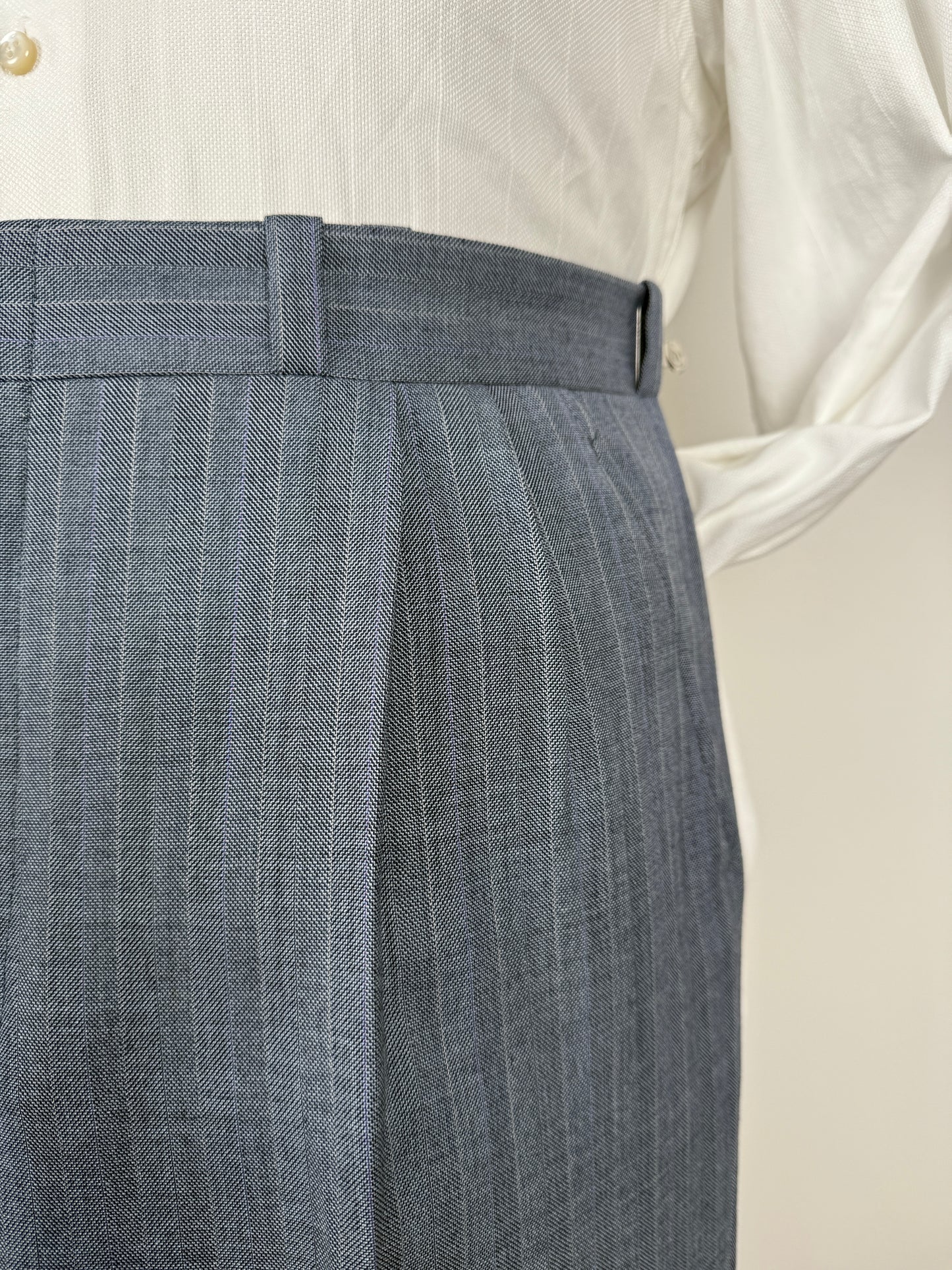 Completo sartoriale anni ‘60/'70 in grisaglia color carta da zucchero gessato - tg. 50/52