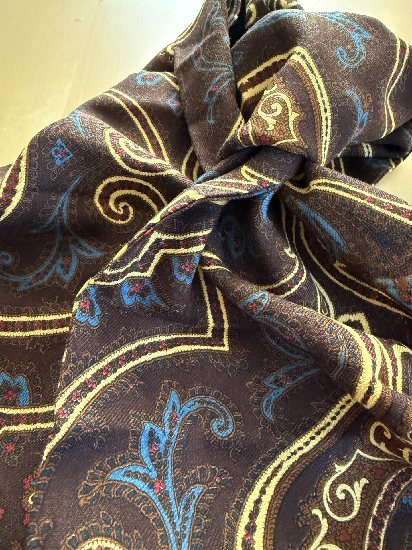 Sciarpa tubolare in flanella di lana paisley