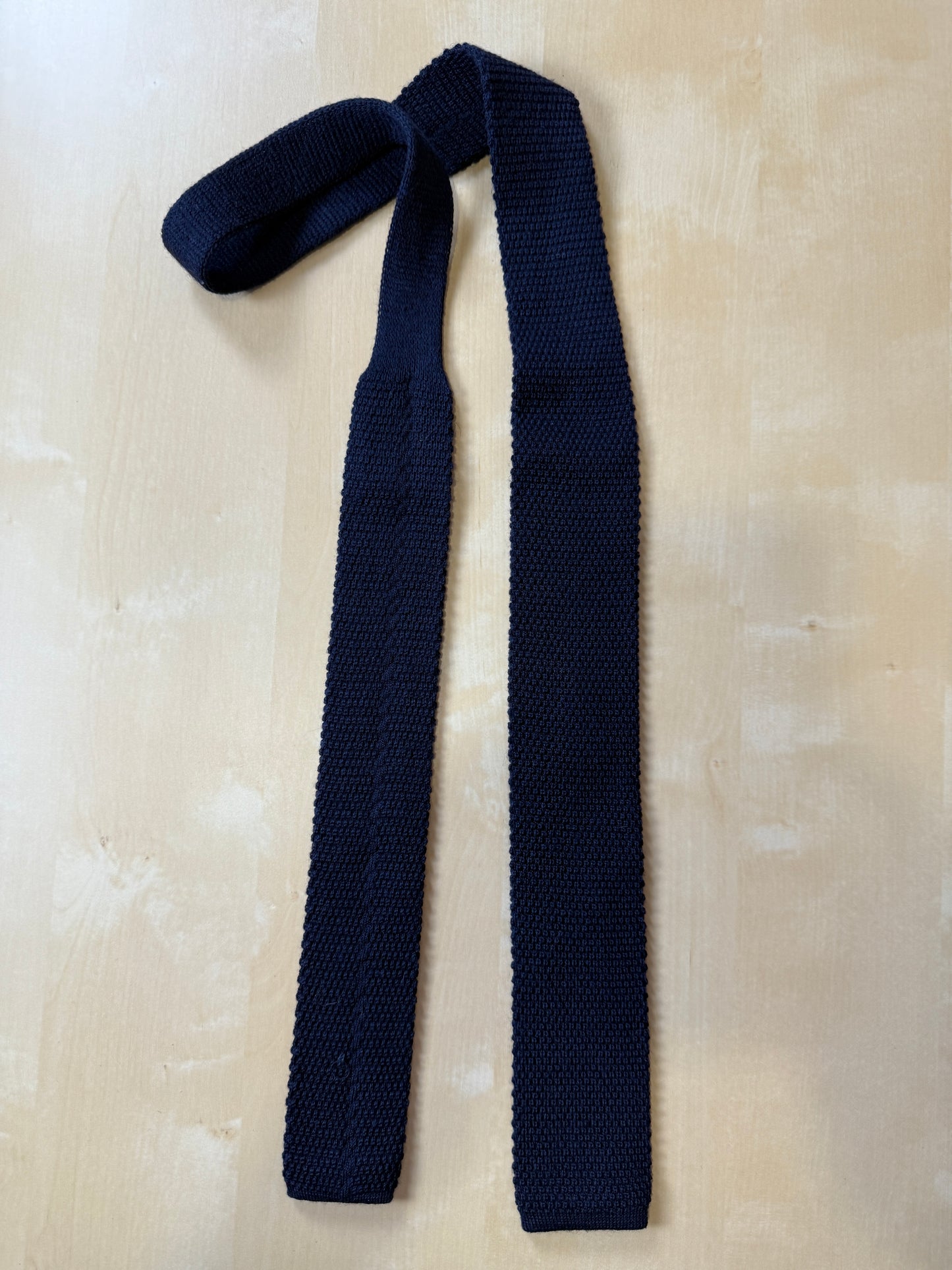 Cravatta vintage in maglia di lana blu