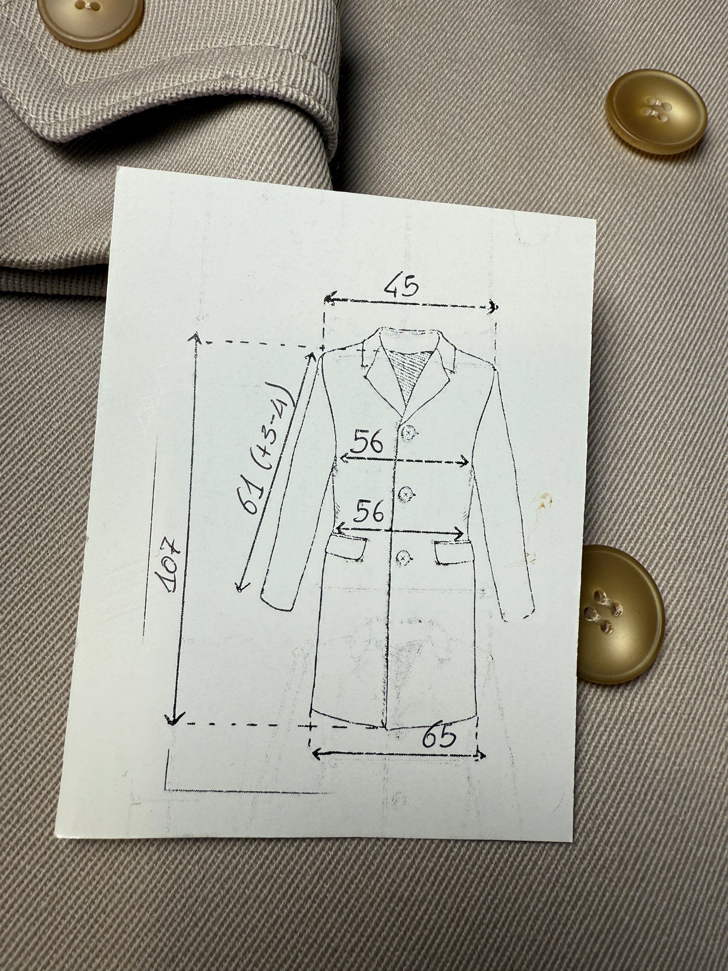 Cappotto doppiopetto anni ‘70 in twill di lana color avorio - tg. 46-48