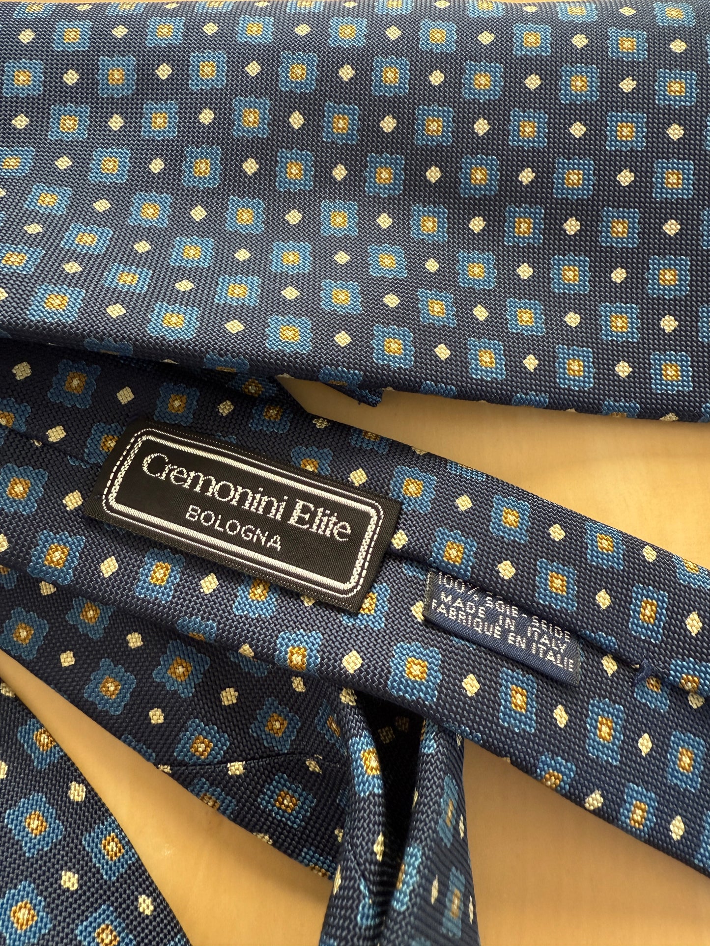 Cravatta micro fantasia blu e azzurra