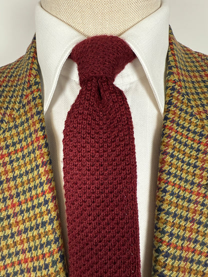 Cravatta in maglia di lana bordeaux