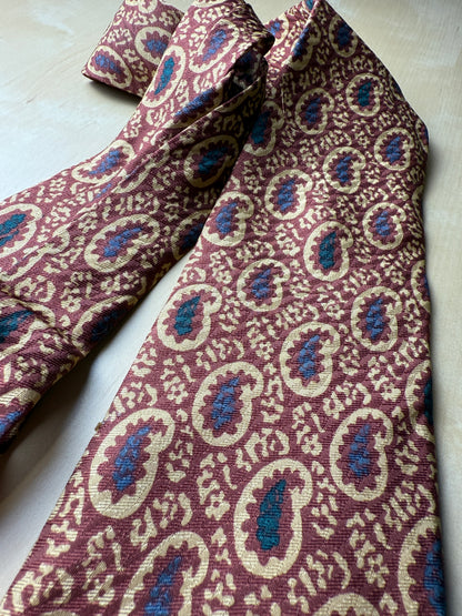 Cravatta Yves Saint Laurent paisley ruggine jacquard