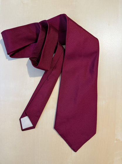 Cravatta in seta cannettata bordeaux