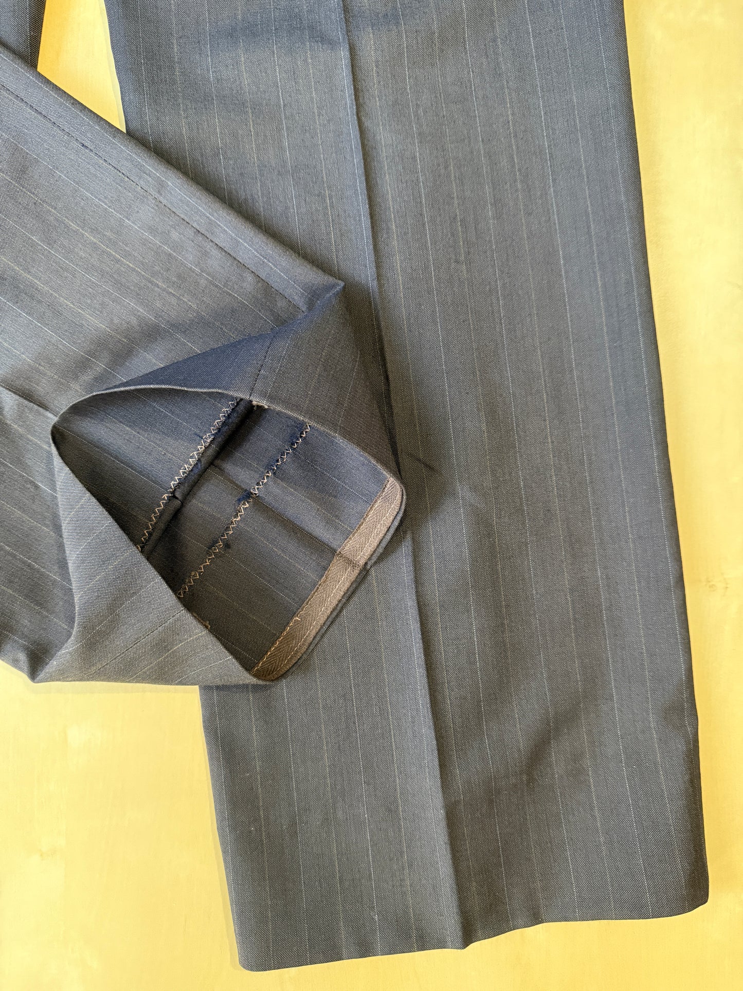 Completo Belvest anni '80 marrone gessato - tg. 56/58