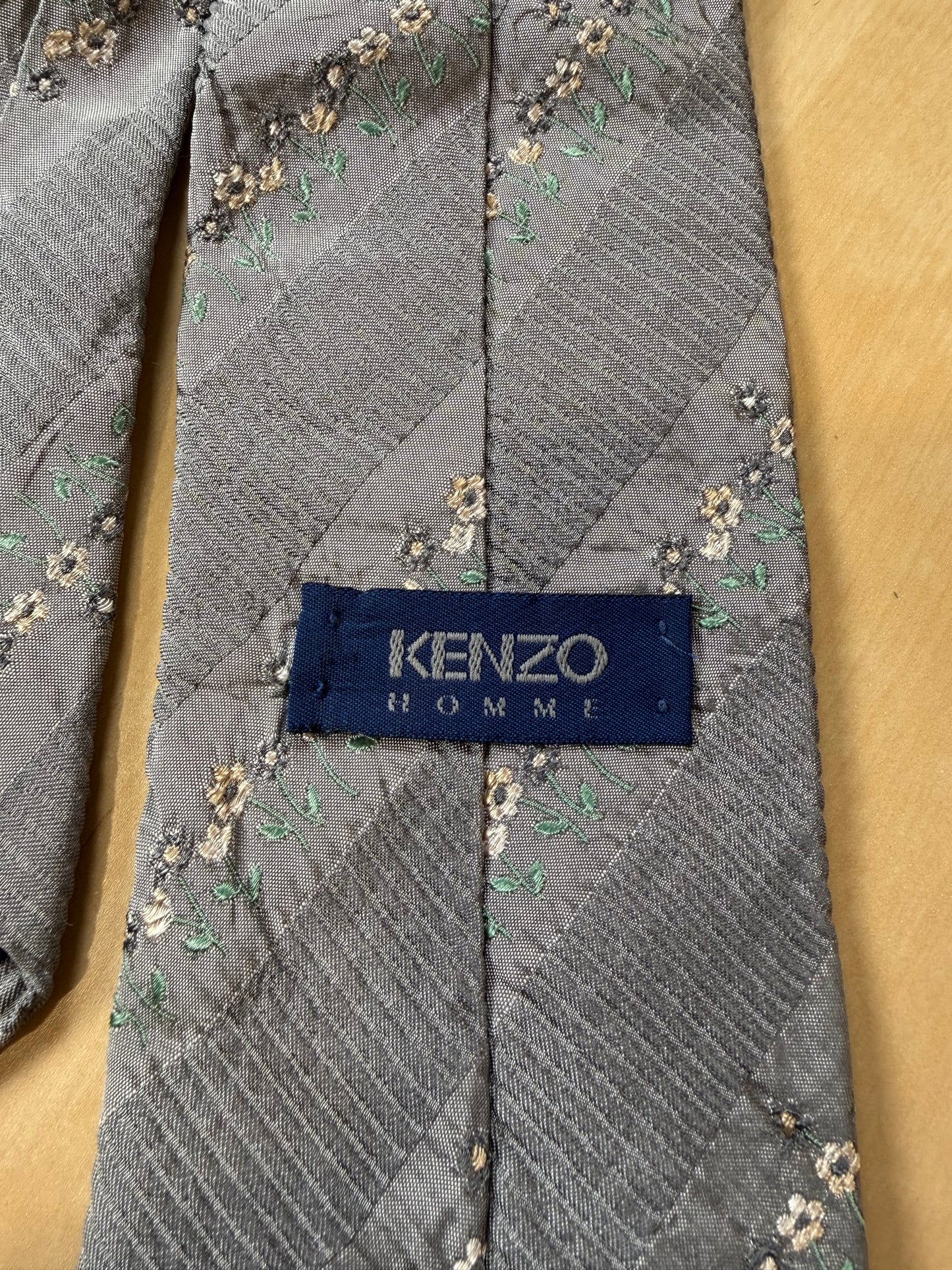 Cravatta Kenzo grigia ricamo floreale