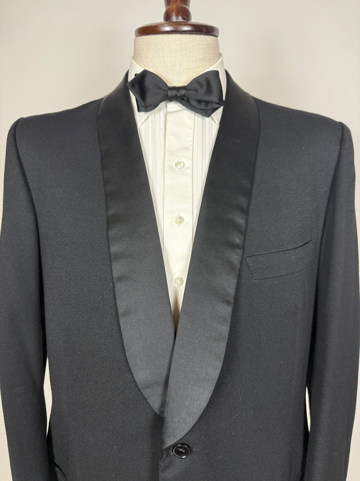 Smoking anni ‘60/‘70 monopetto revers a scialle - tg. 54/56 lunga