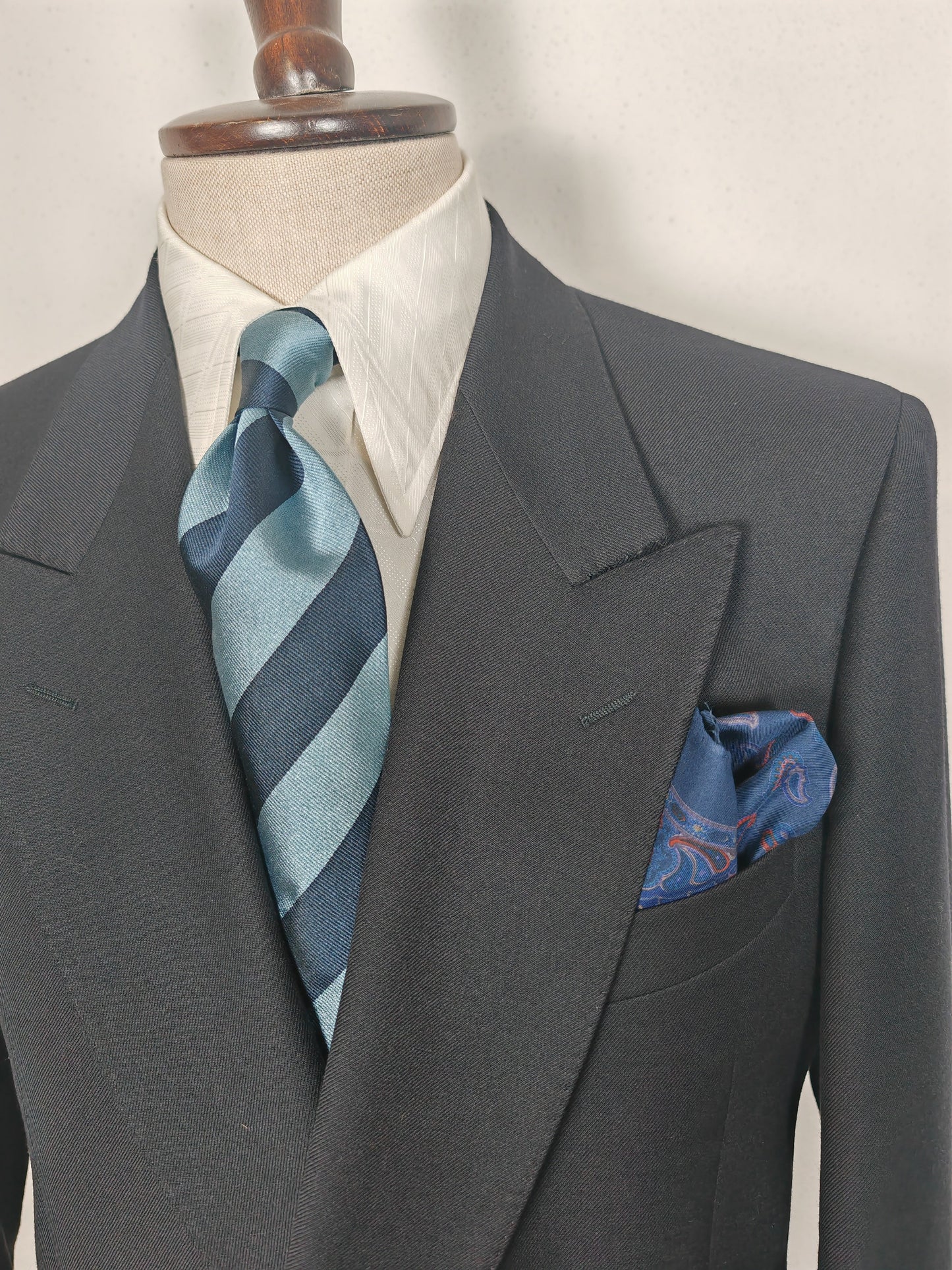 Pochette in seta Etro blu fantasia paisley