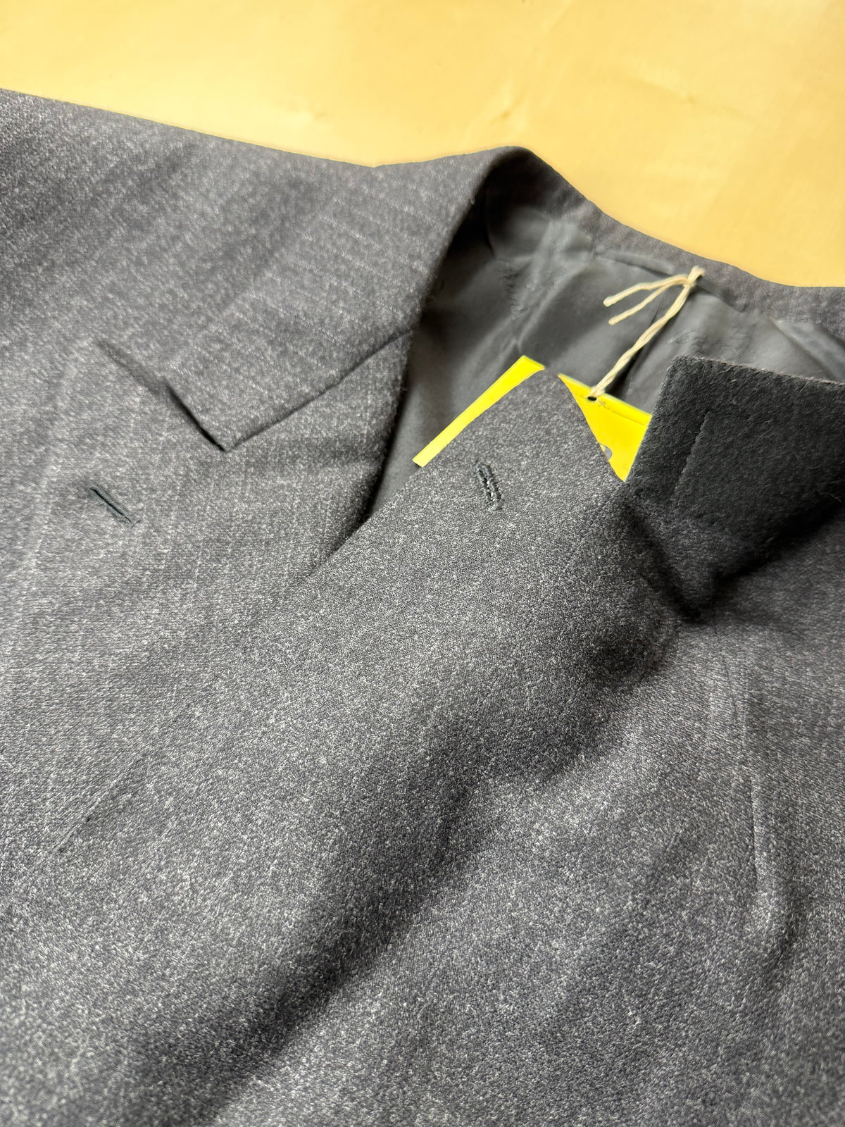 Completo Brioni doppiopetto anni '80 flanella antracite gessato - tg. 56