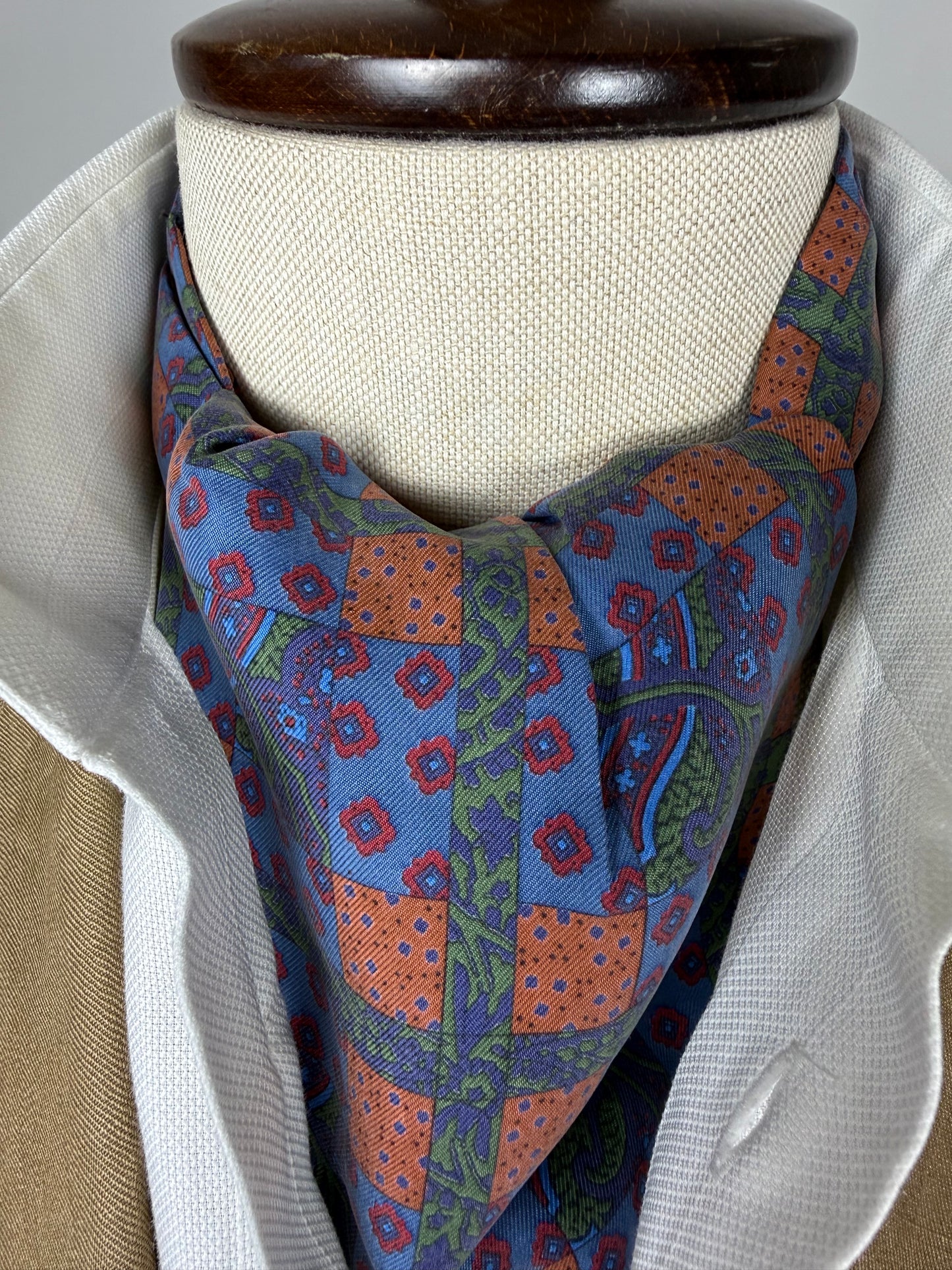 Ascot Borbonese blu e ruggine