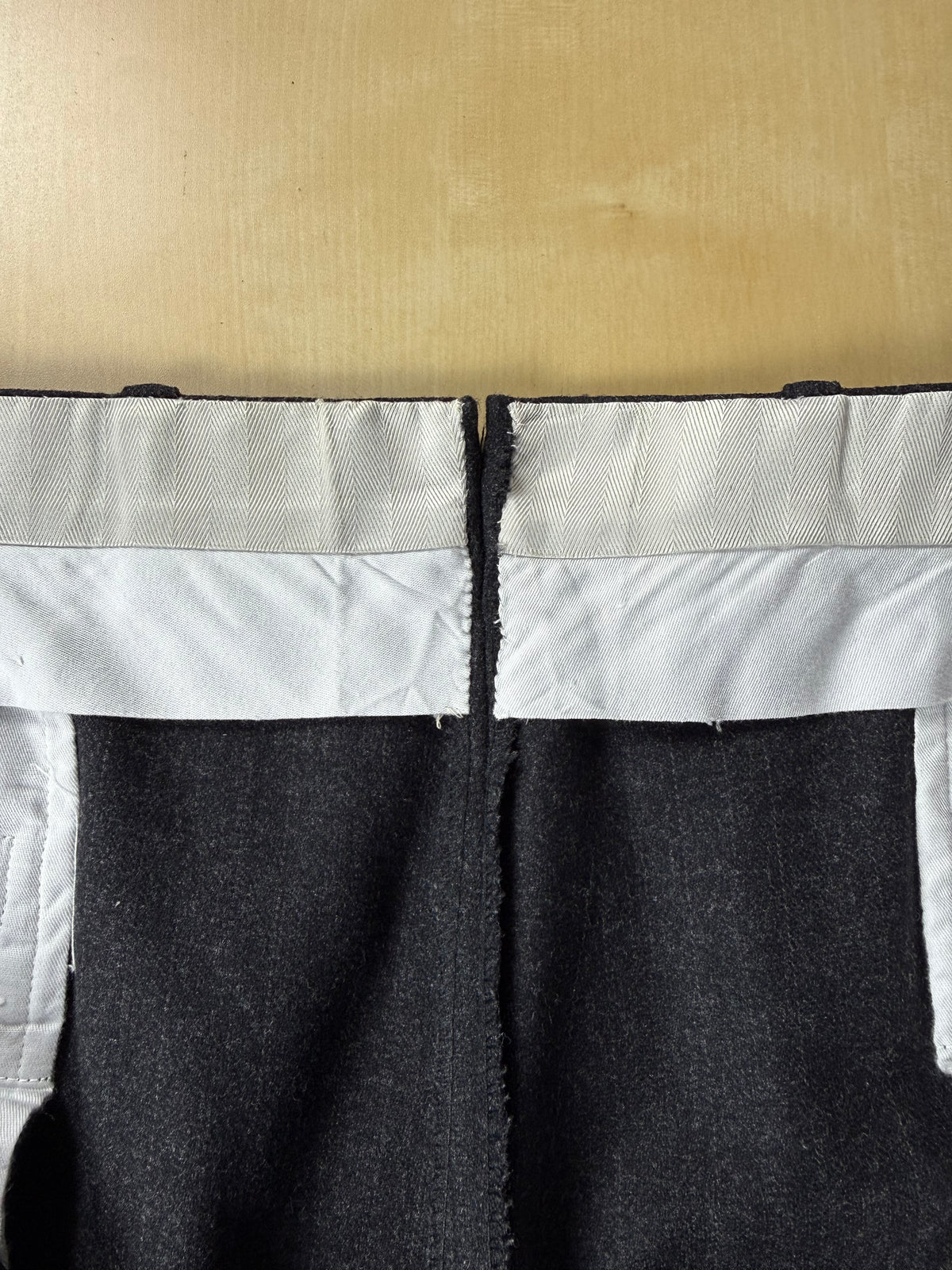 Completo Brioni doppiopetto anni '80 flanella antracite gessato - tg. 56