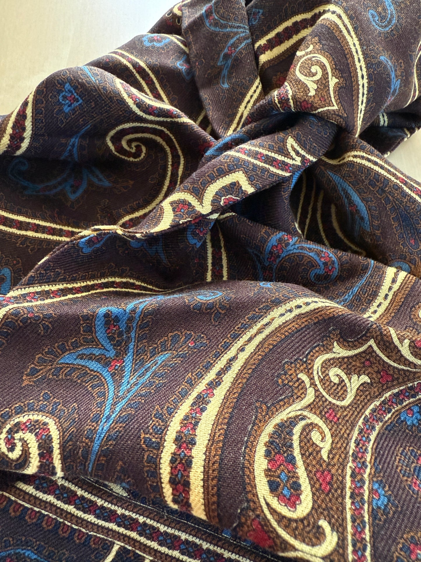 Sciarpa tubolare in flanella di lana paisley