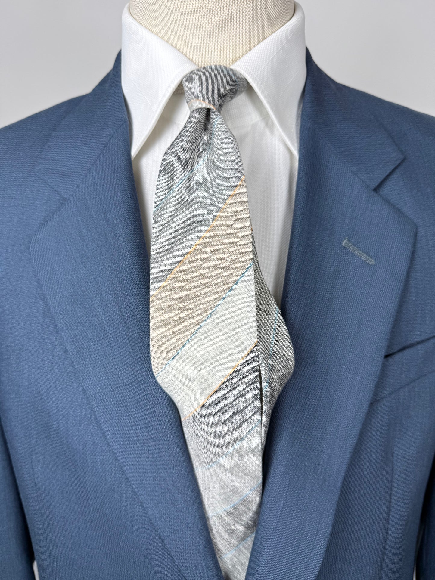 Cravatta vintage in lino grigio chiaro