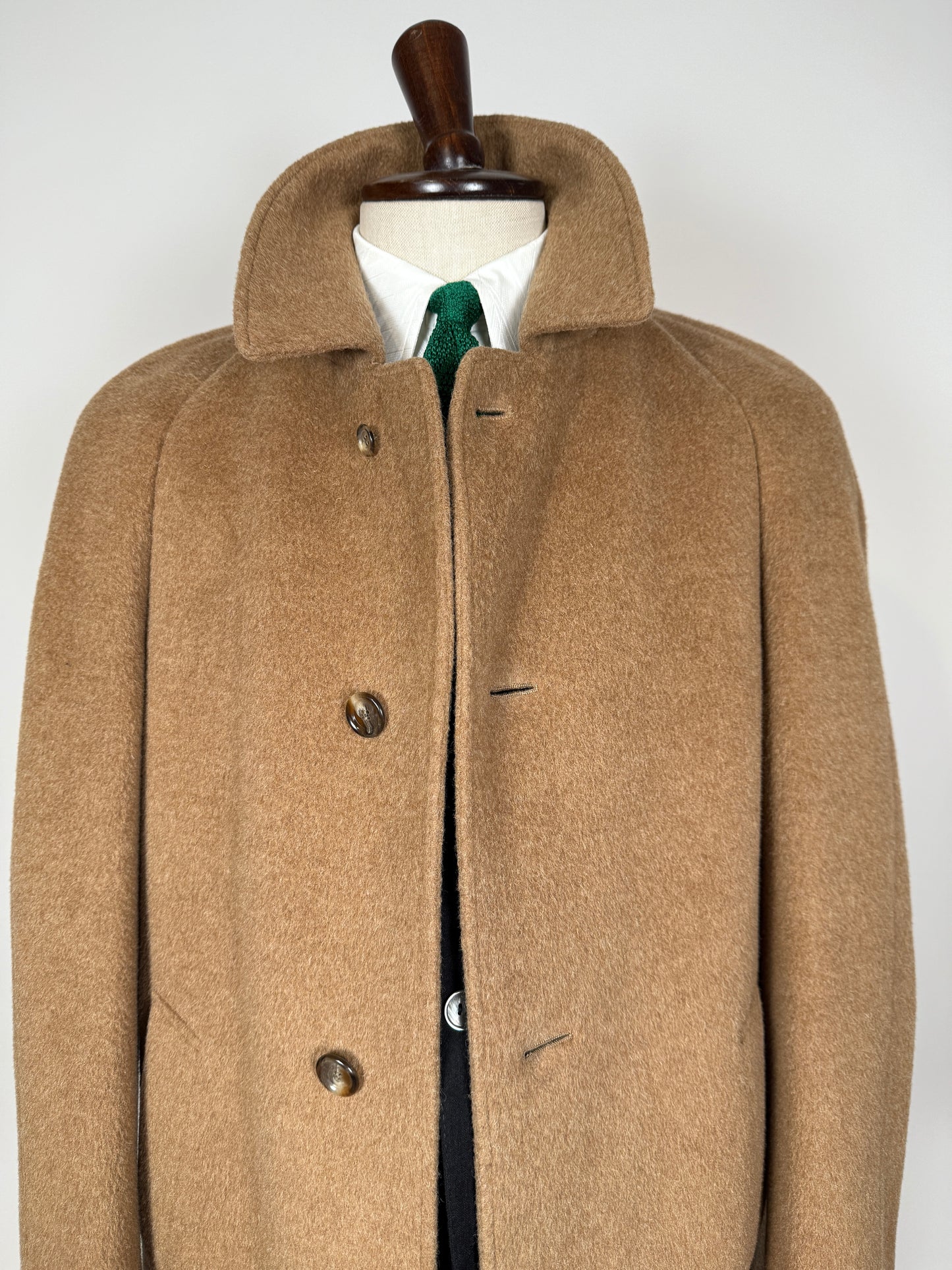 Cappotto raglan anni ‘70/‘80 in lana e lama color cammello - tg. 46-50