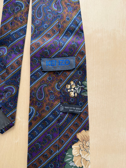 Cravatta Kenzo floreale e righe