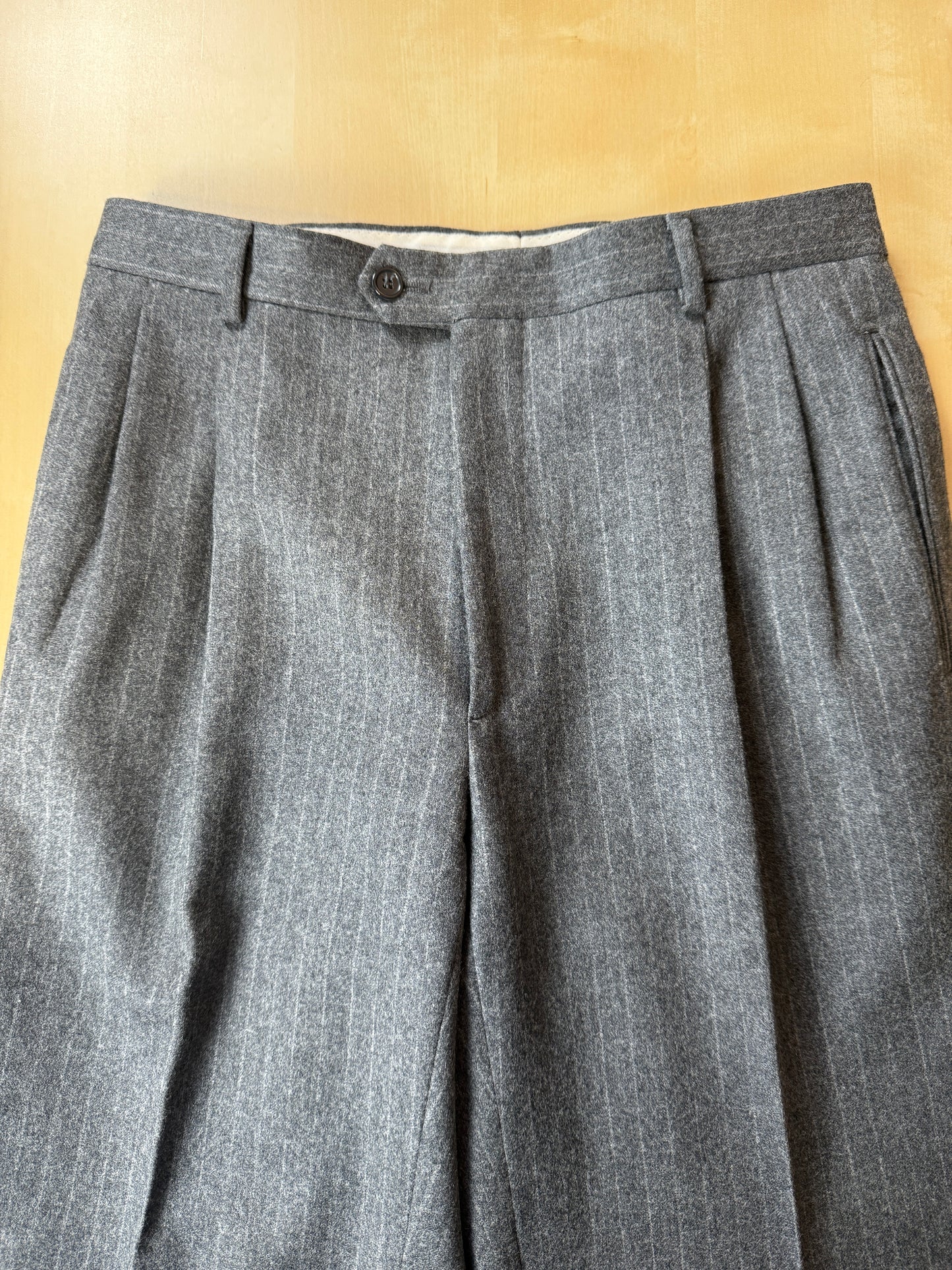 Completo doppiopetto flanella grigio gessato anni ‘80/‘90 - tg. 48/50, drop alto