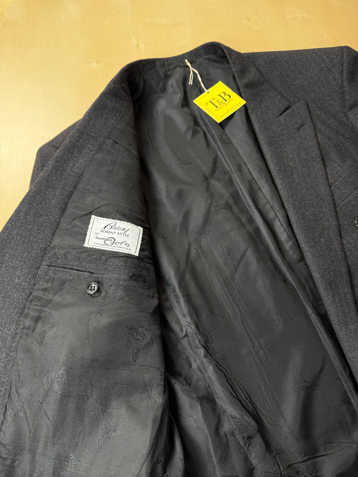 Completo Brioni doppiopetto anni '80 flanella antracite gessato - tg. 56