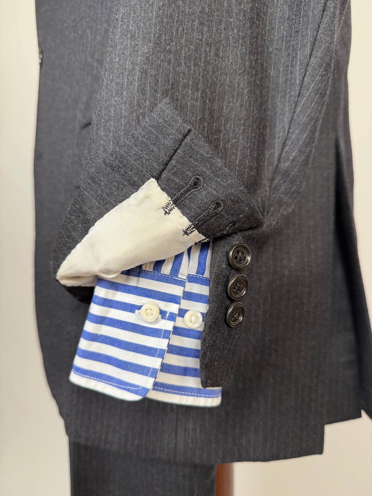 Completo Burberry flanella grigio antracite gessato - tg. 50