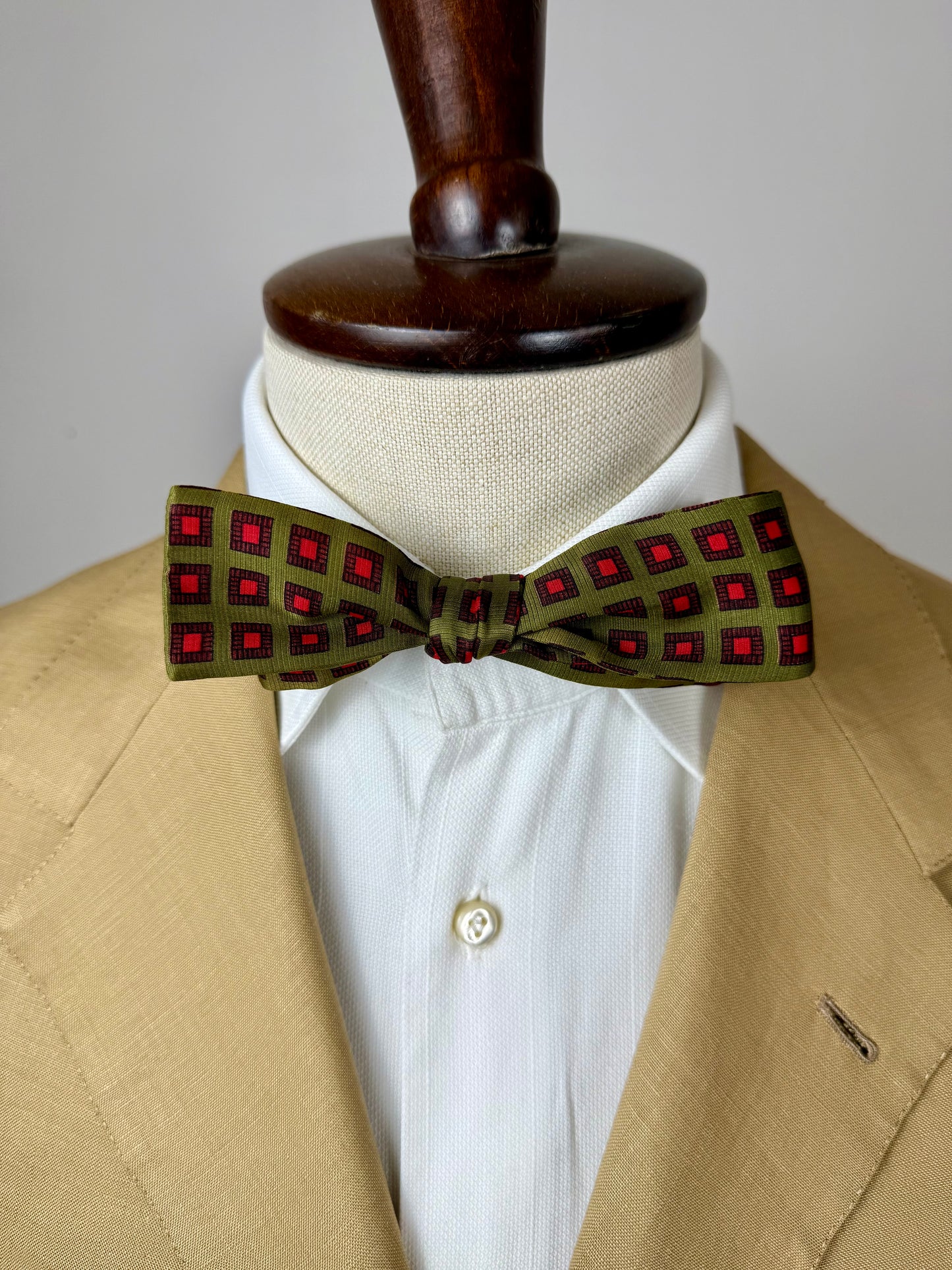 Papillon vintage verde quadri rossi