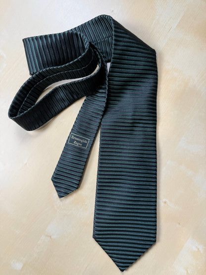 Cravatta Ermenegildo Zegna cannettata verde e nera