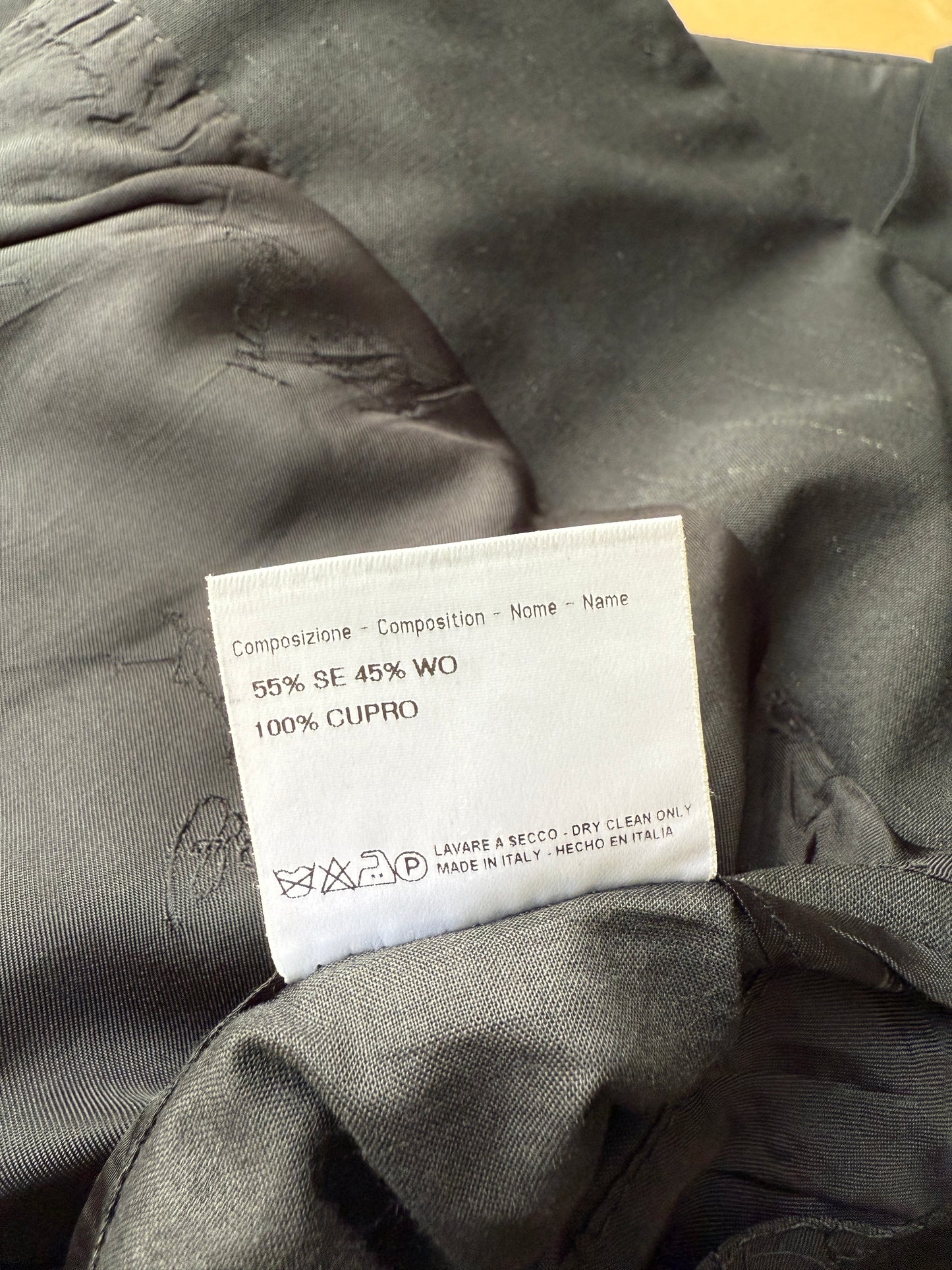 Completo Brioni estivo in seta e lana nero gessato - tg. 48