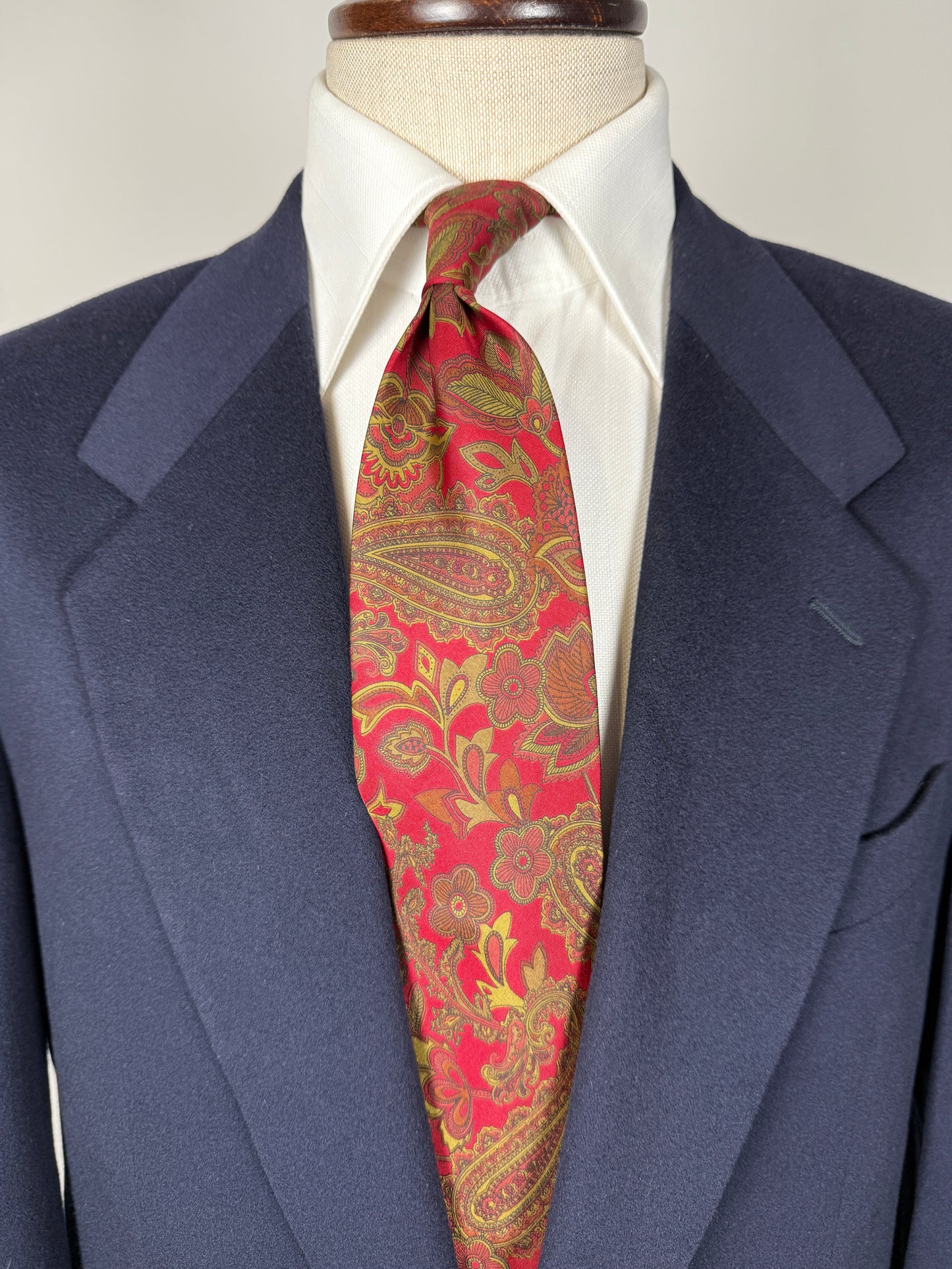 Cravatta vintage paisley rosso