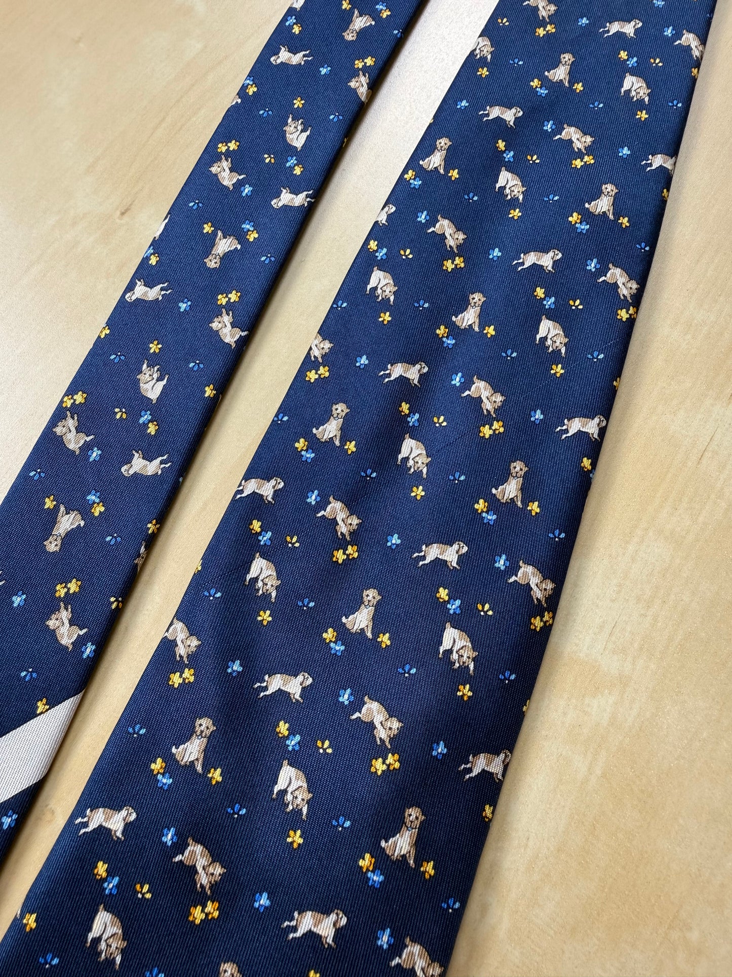 Cravatta Ferragamo blu con cani