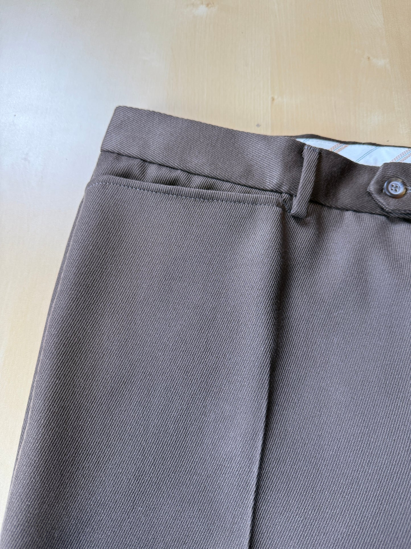 Completo anni ‘90 in twill marrone/cachi (NOS) - tg. 56