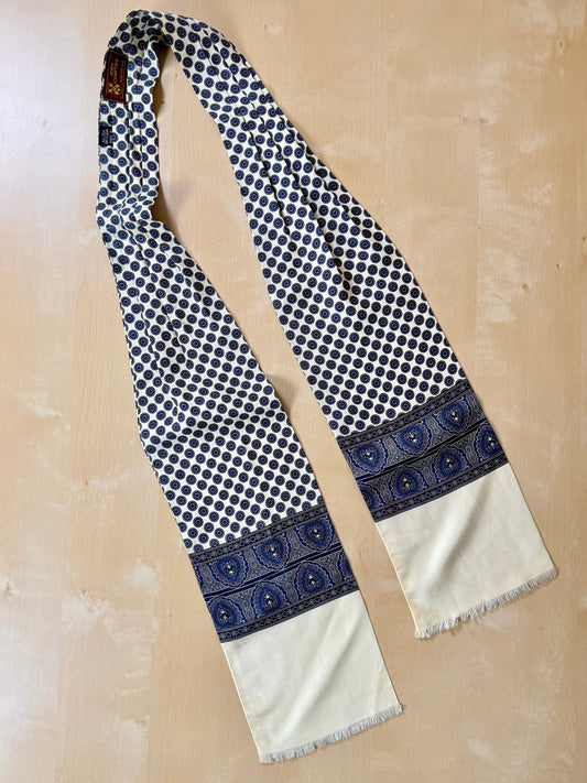Ascot pala quadrata a frange made in England