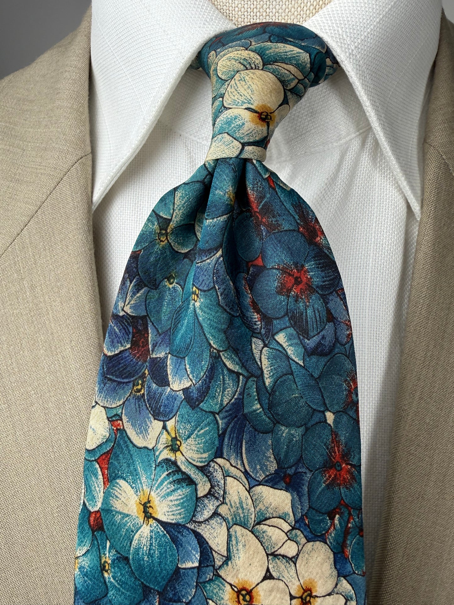 Cravatta Yves Saint Laurent vintage floreale