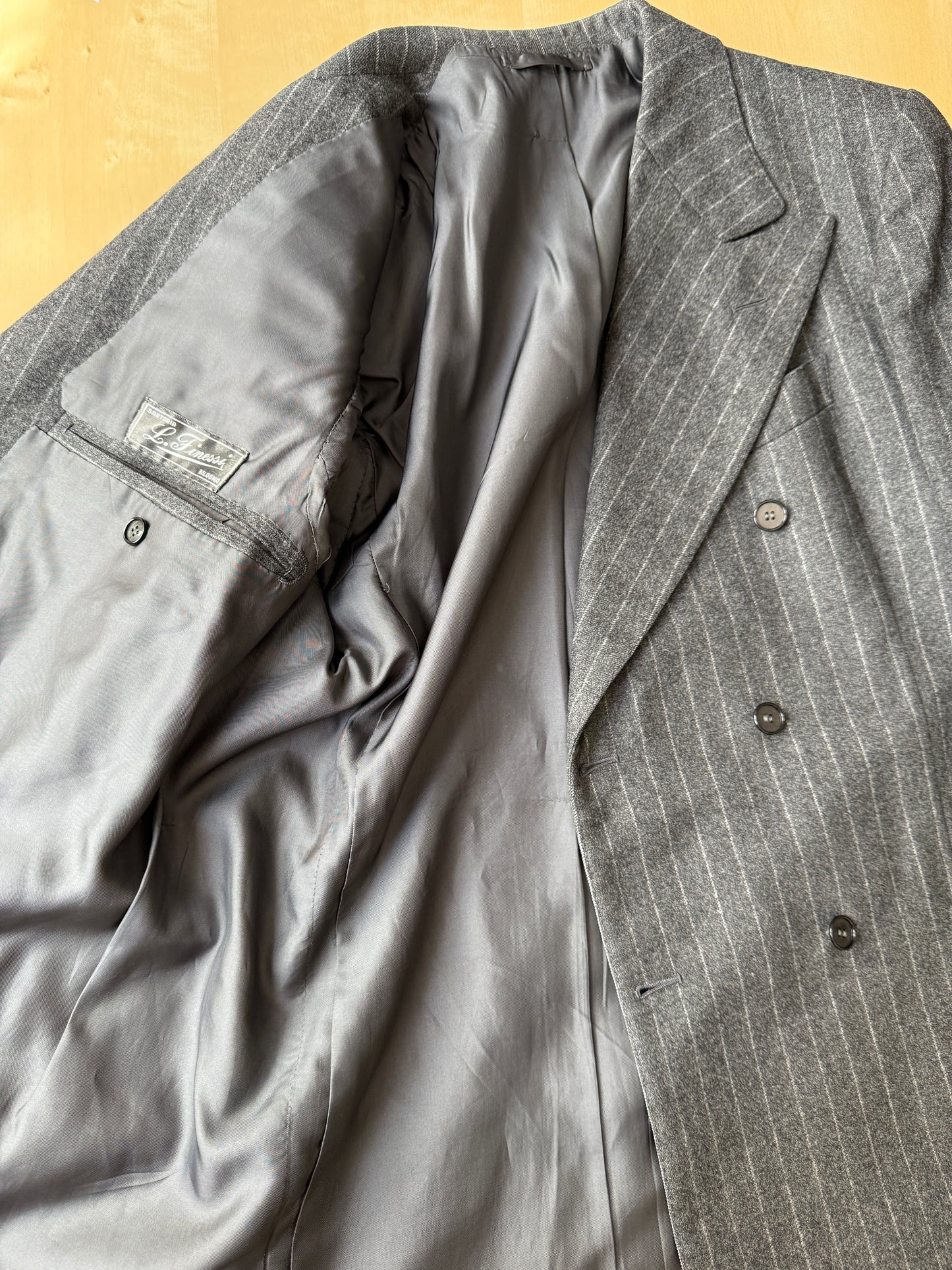 Completo doppiopetto sartoriale anni ‘70 in flanella grigio gessato - tg. 50/52 drop basso