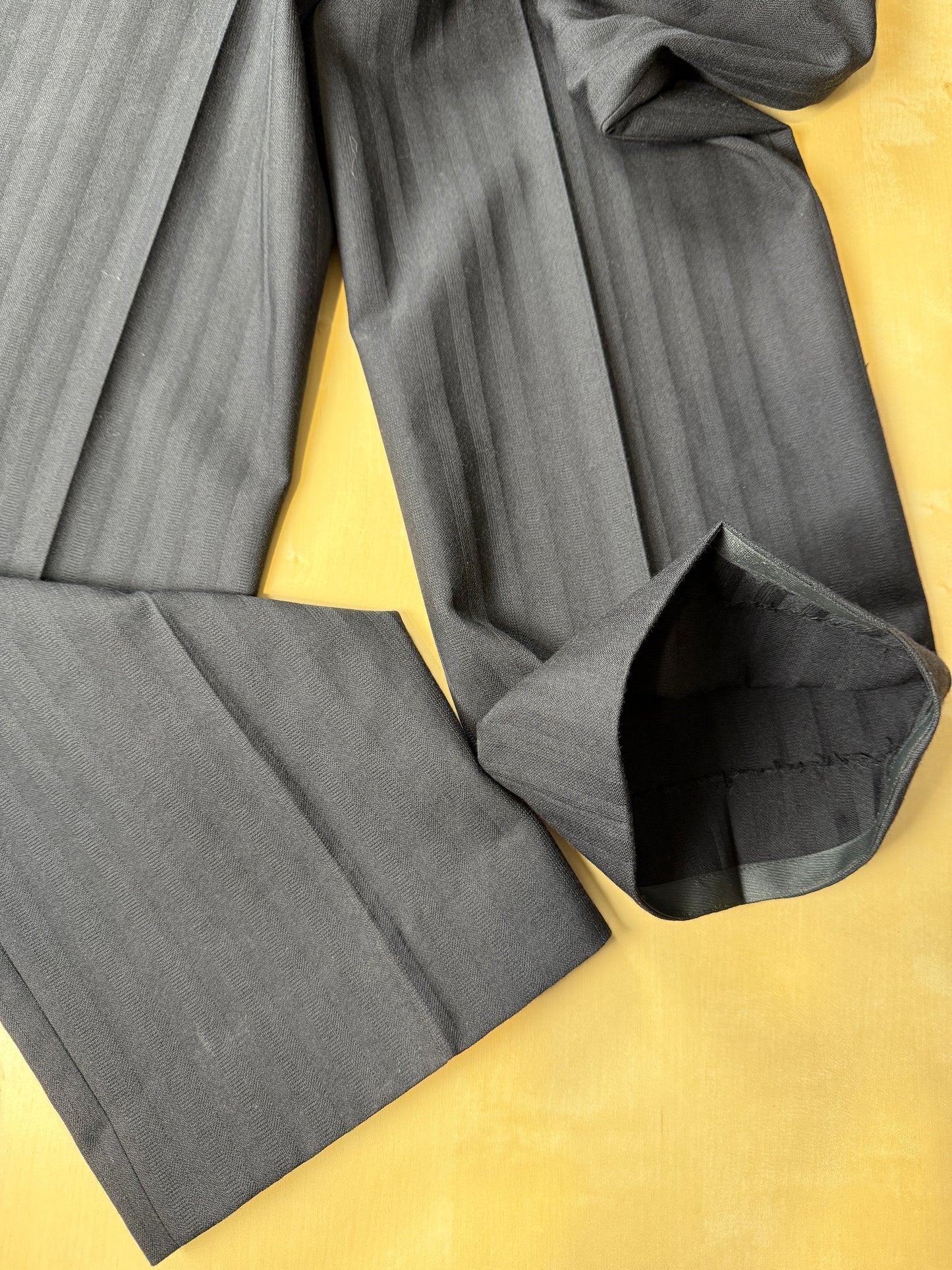 Smoking doppiopetto Corneliani anni ‘80 - tg. 44/46 drop alto