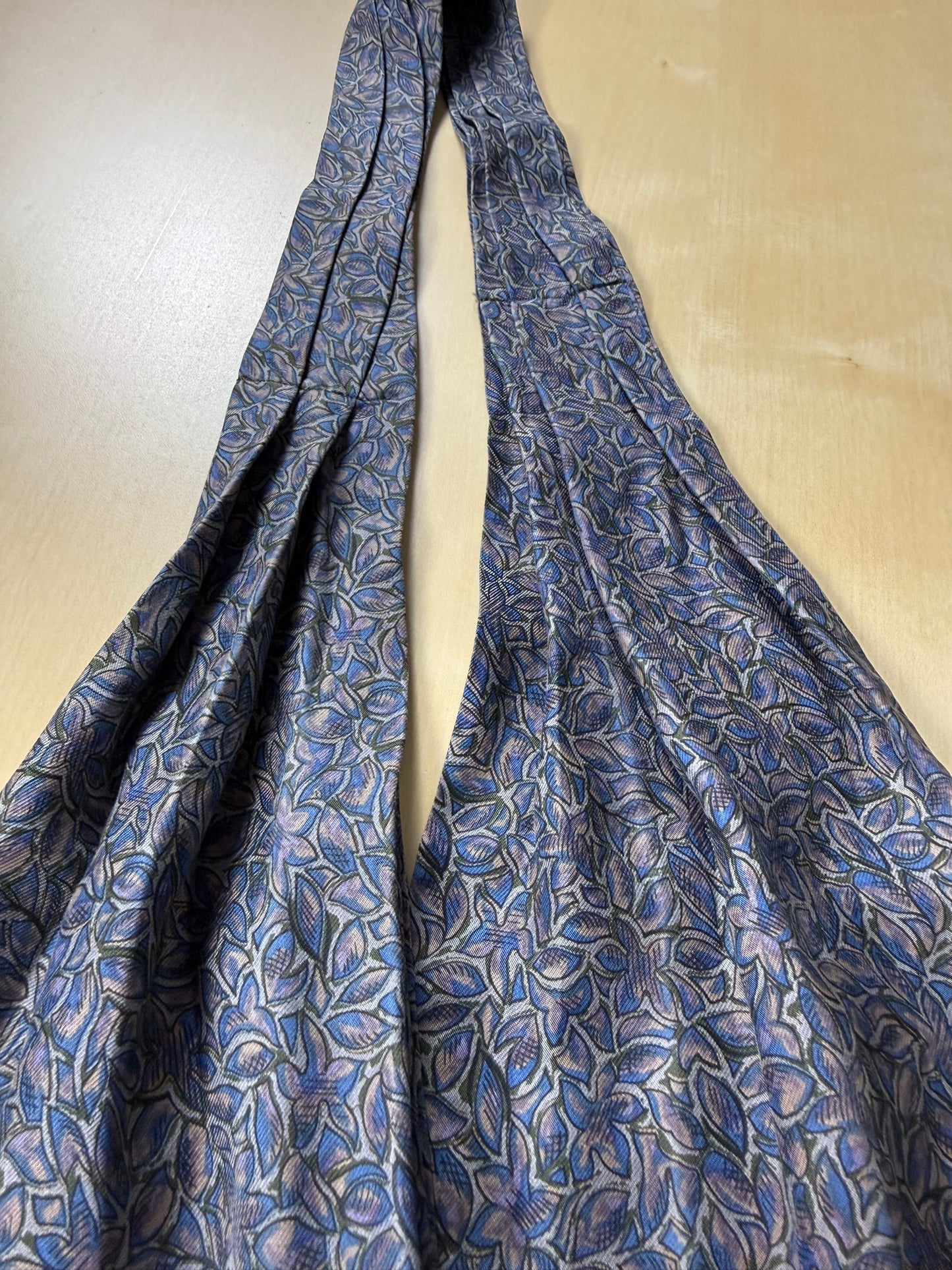 Ascot floreale lilla