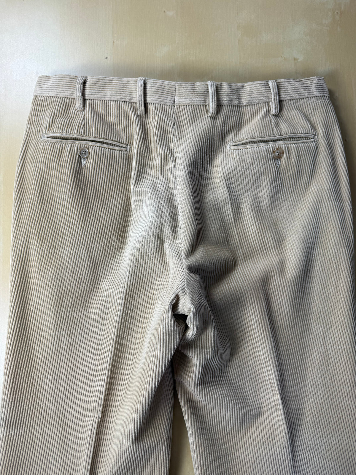 Pantaloni De Paz velluto a coste beige chiaro - tg. 50