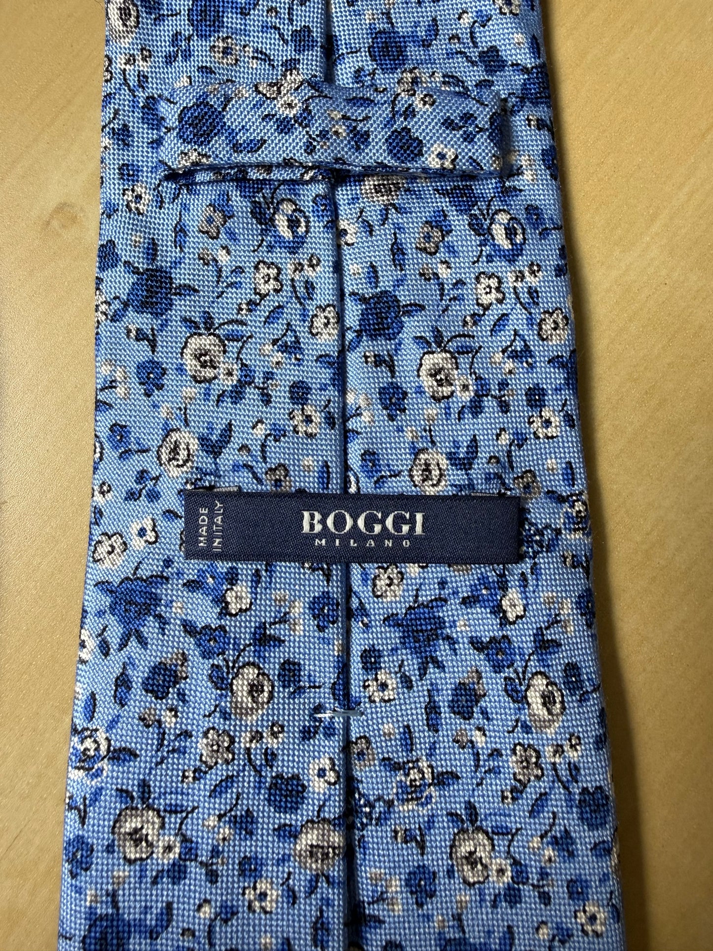Cravatta Boggi floreale azzurra