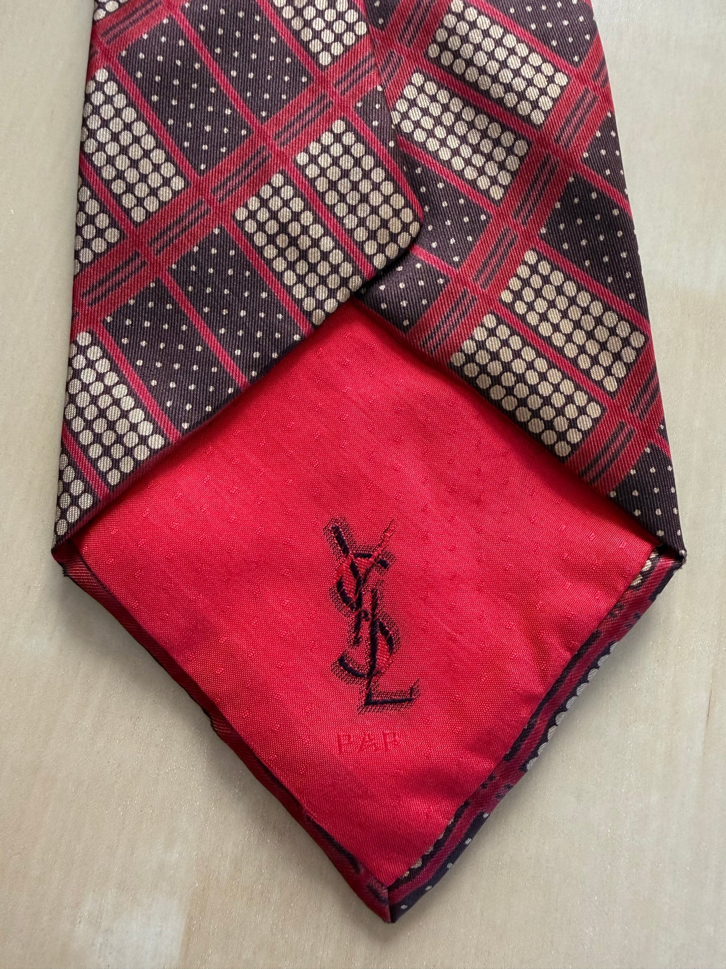 Cravatta Yves Saint Laurent anni ‘70 fantasia geometrica