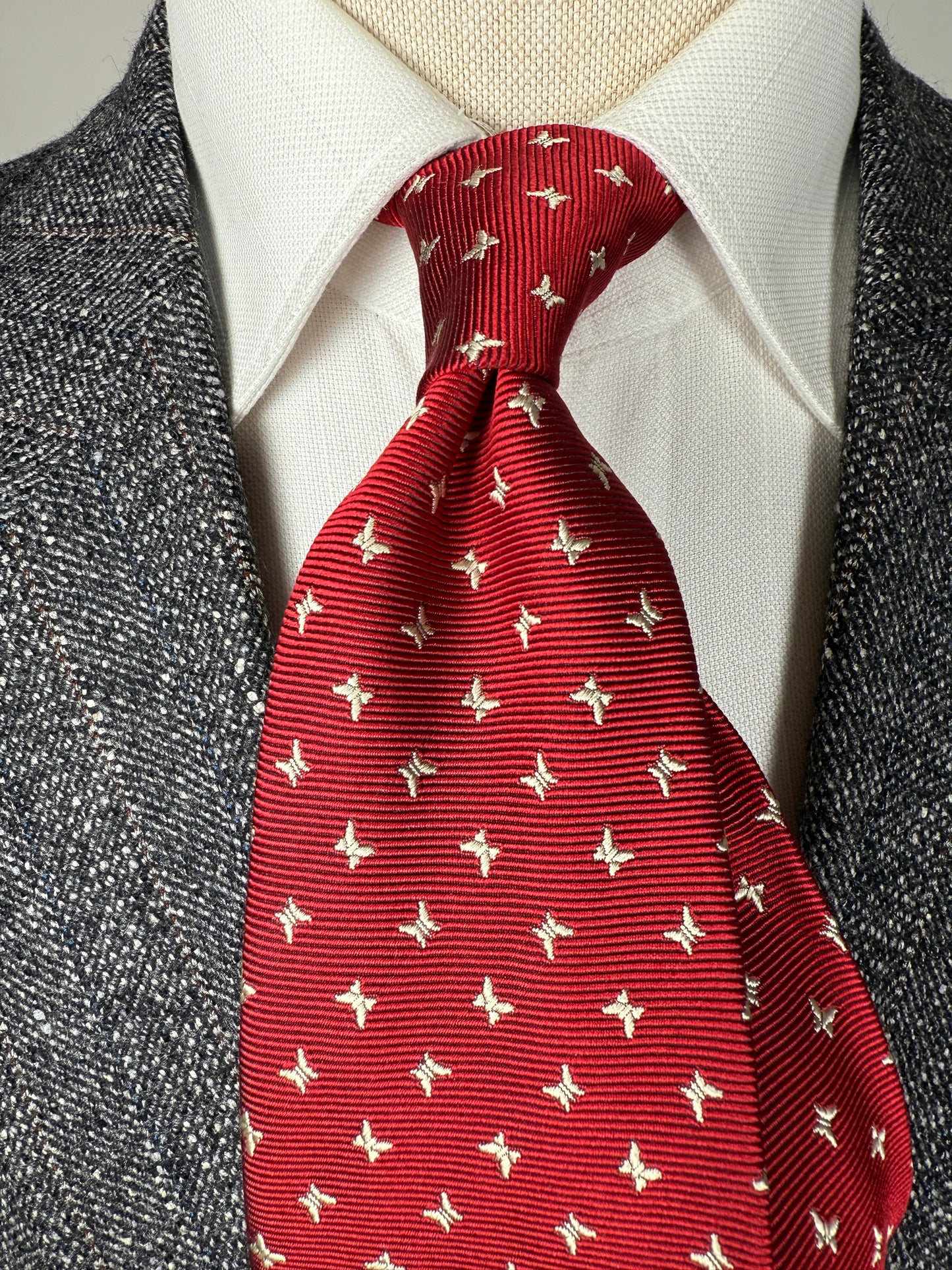 Cravatta Salvatore Ferragamo per Arma dei Carabinieri rossa micro fantasia